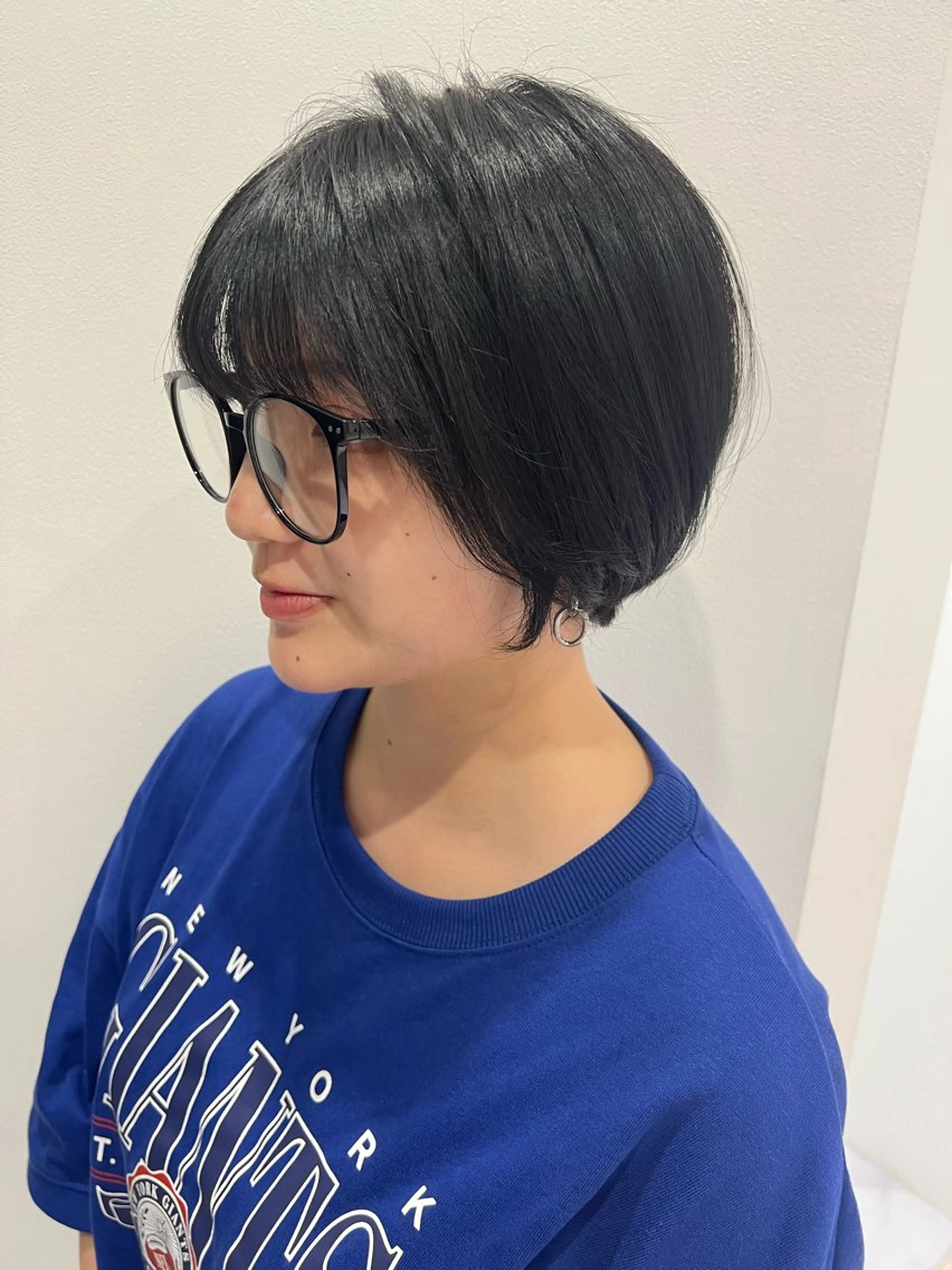 ショート カラー MONA SAYAKAのヘアスタイル