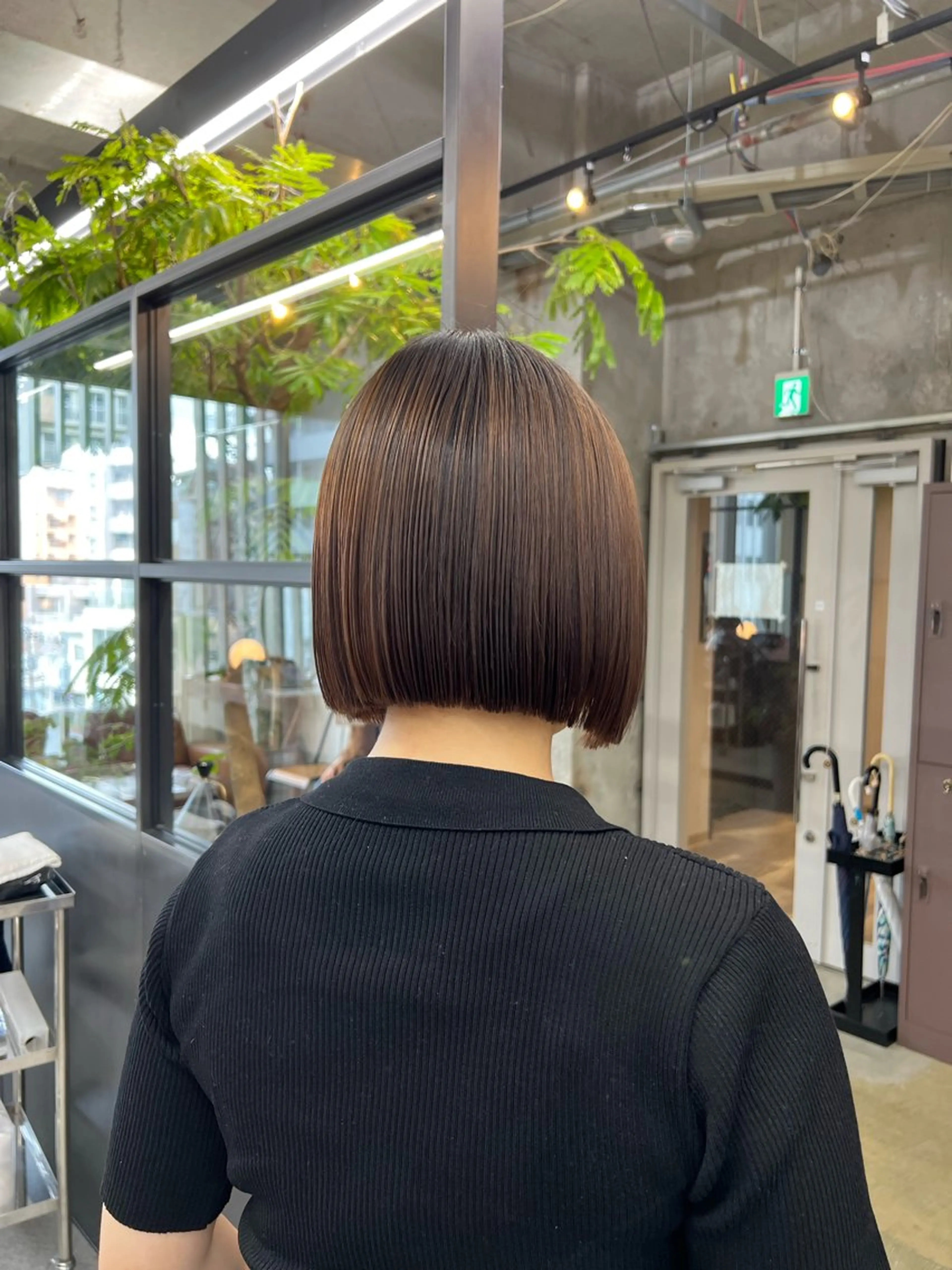 ミディアム ボブ era所属・azumi/ボブ/暖 色/オリーブ/縮毛のヘアスタイル