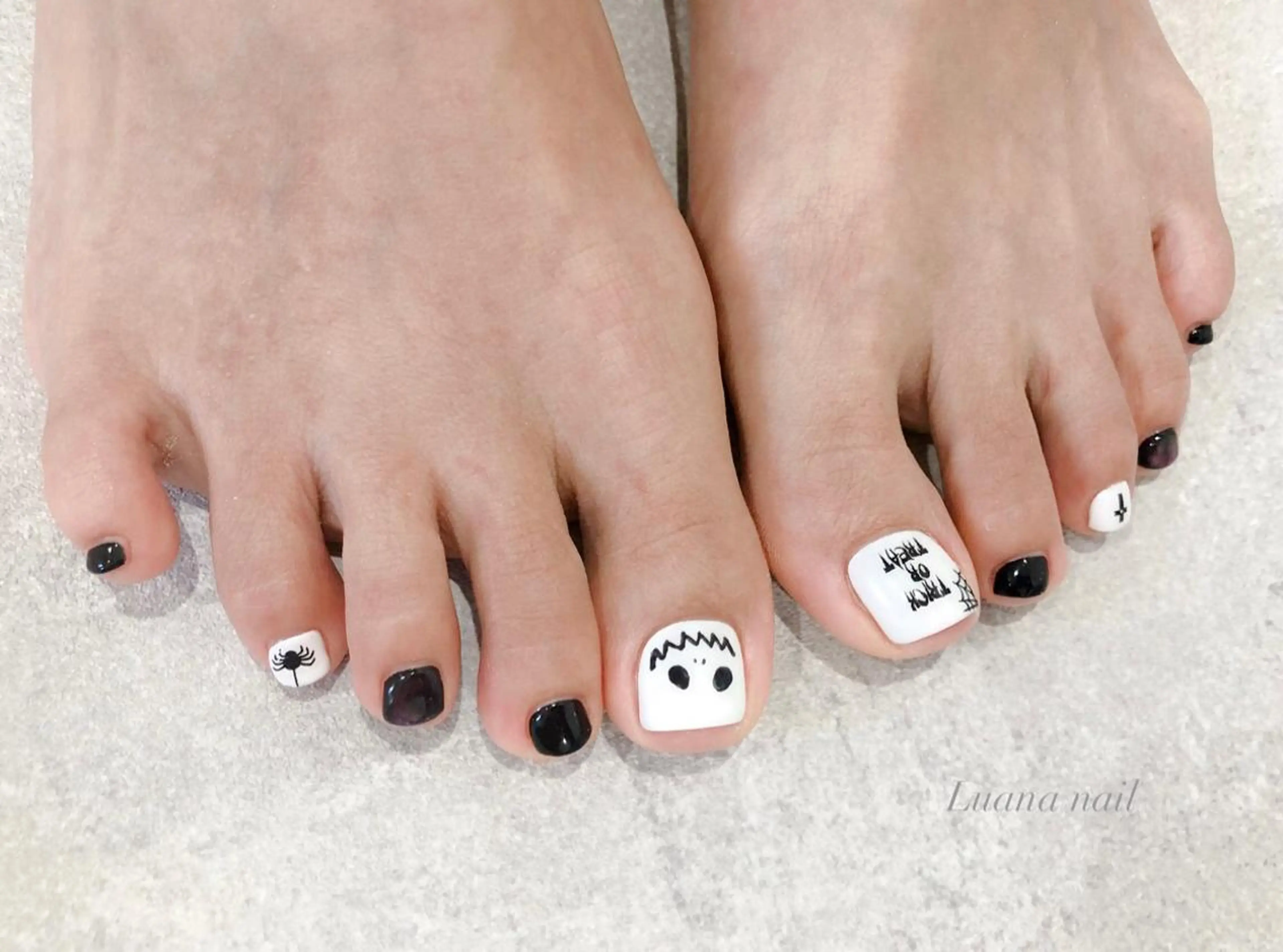ショート キッズ ネイル ハロウィン アートネイル ハロウィン フットネイル Luana nail (ルアナネイル)のネイルデザイン