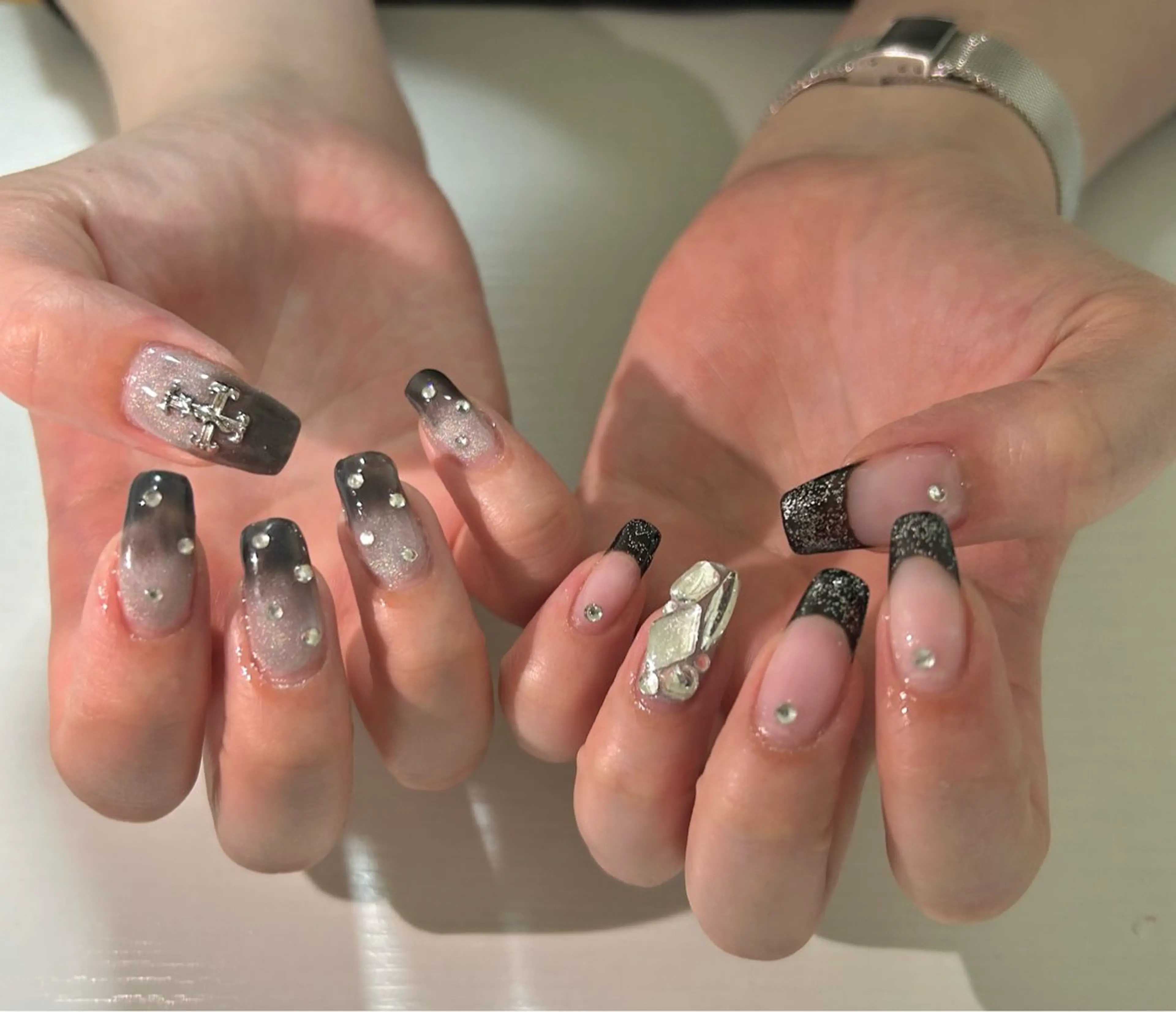 ネイル colors荻窪所属・Colors 荻窪のネイルデザイン