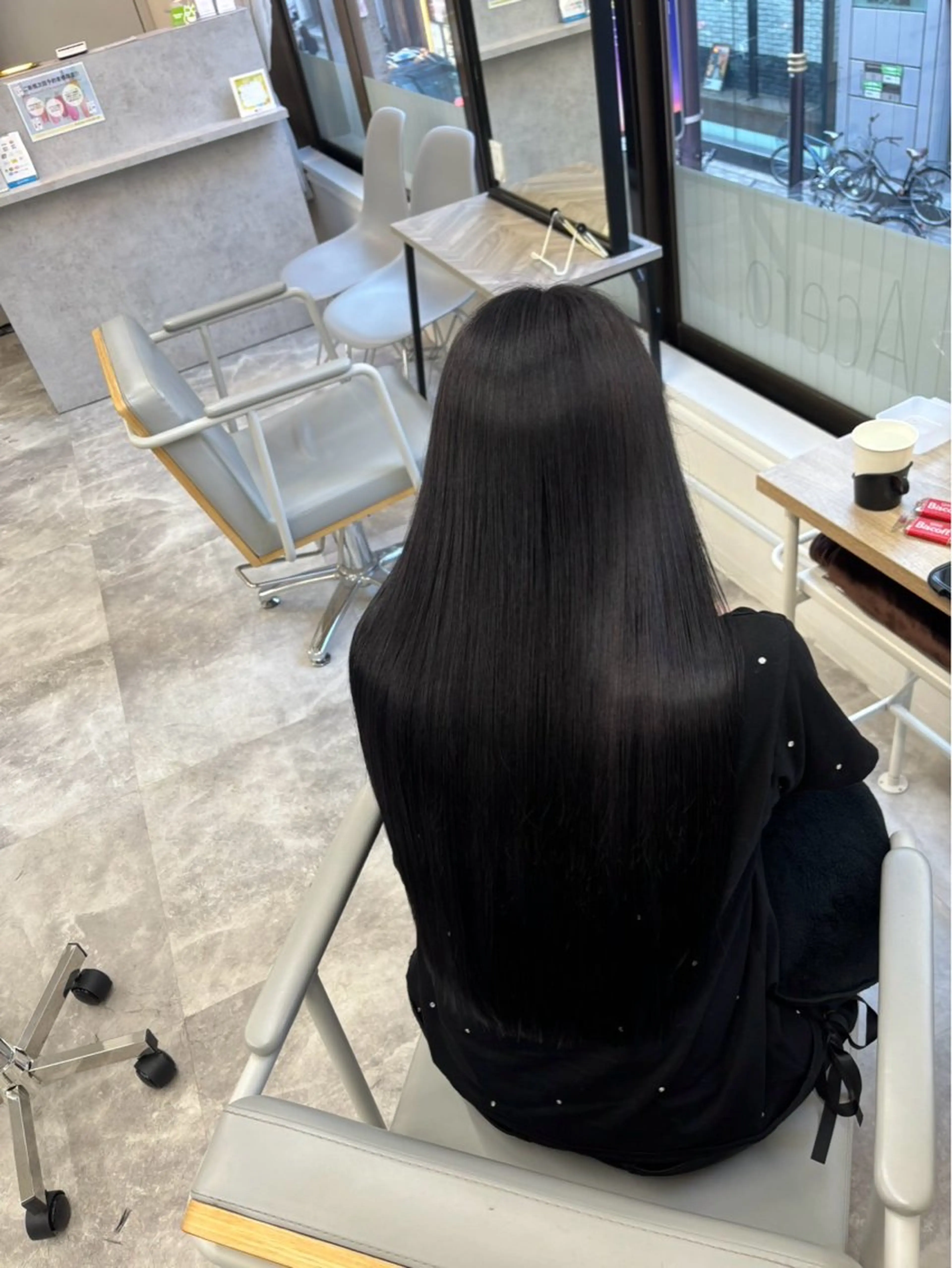ロング カラー 透明感カラー シルバー 髪質改善 ヘアカラー トリートメント 髪質改善Acero. shoyaのヘアスタイル