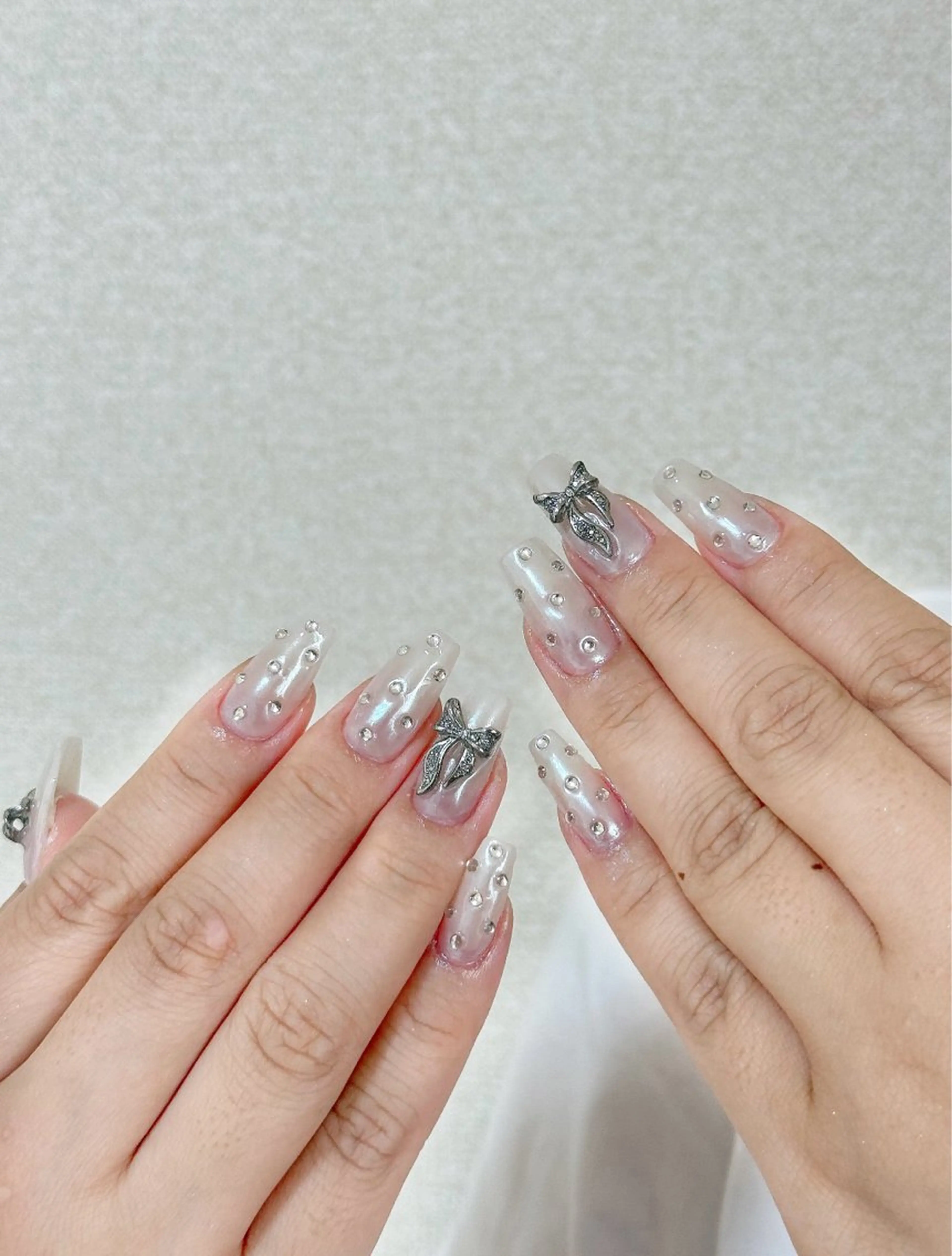 ネイル ハンドネイル ここに ネイルサロンのネイルデザイン