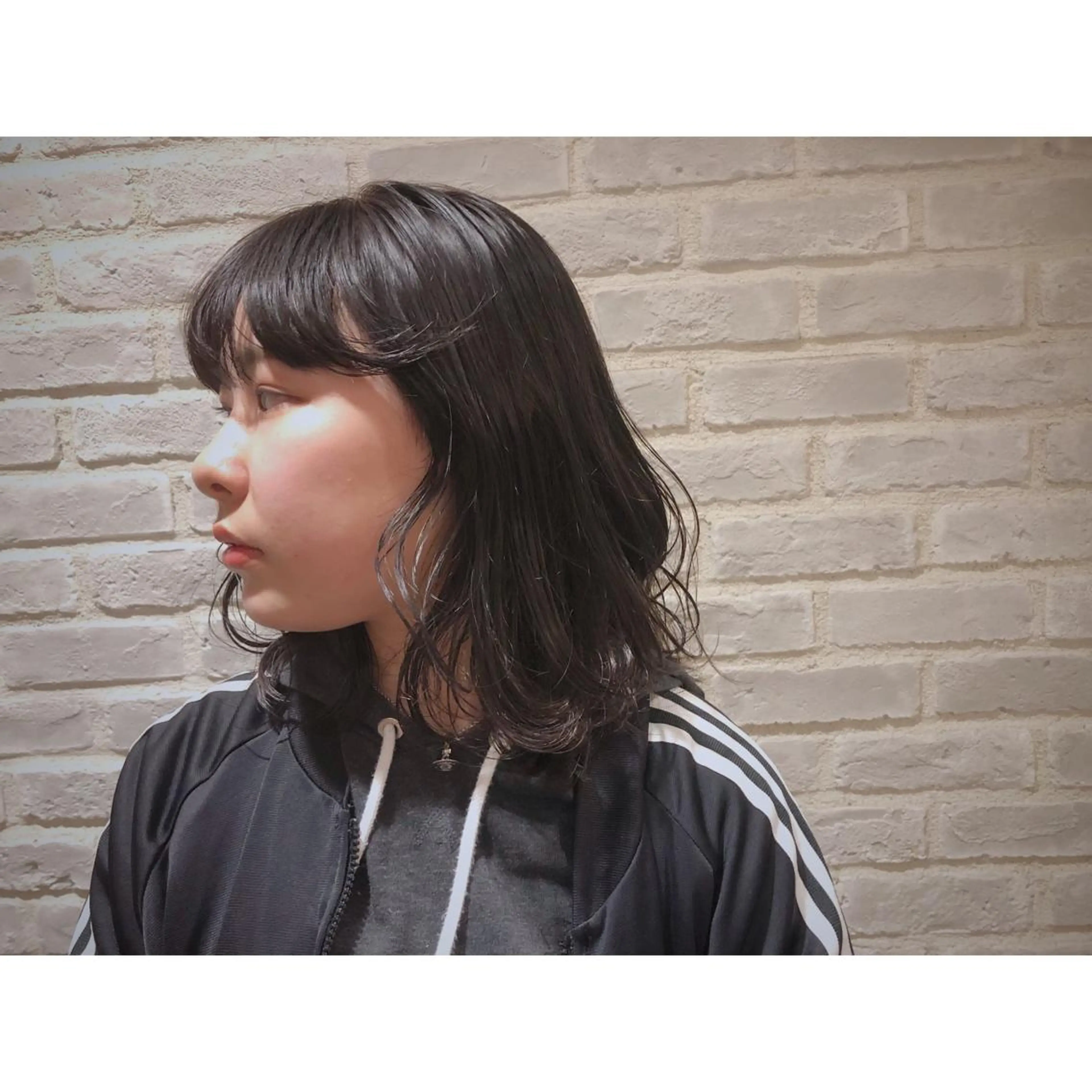 ミディアム カラー パーマ ヘアアレンジ 藤井 菜緒のヘアスタイル