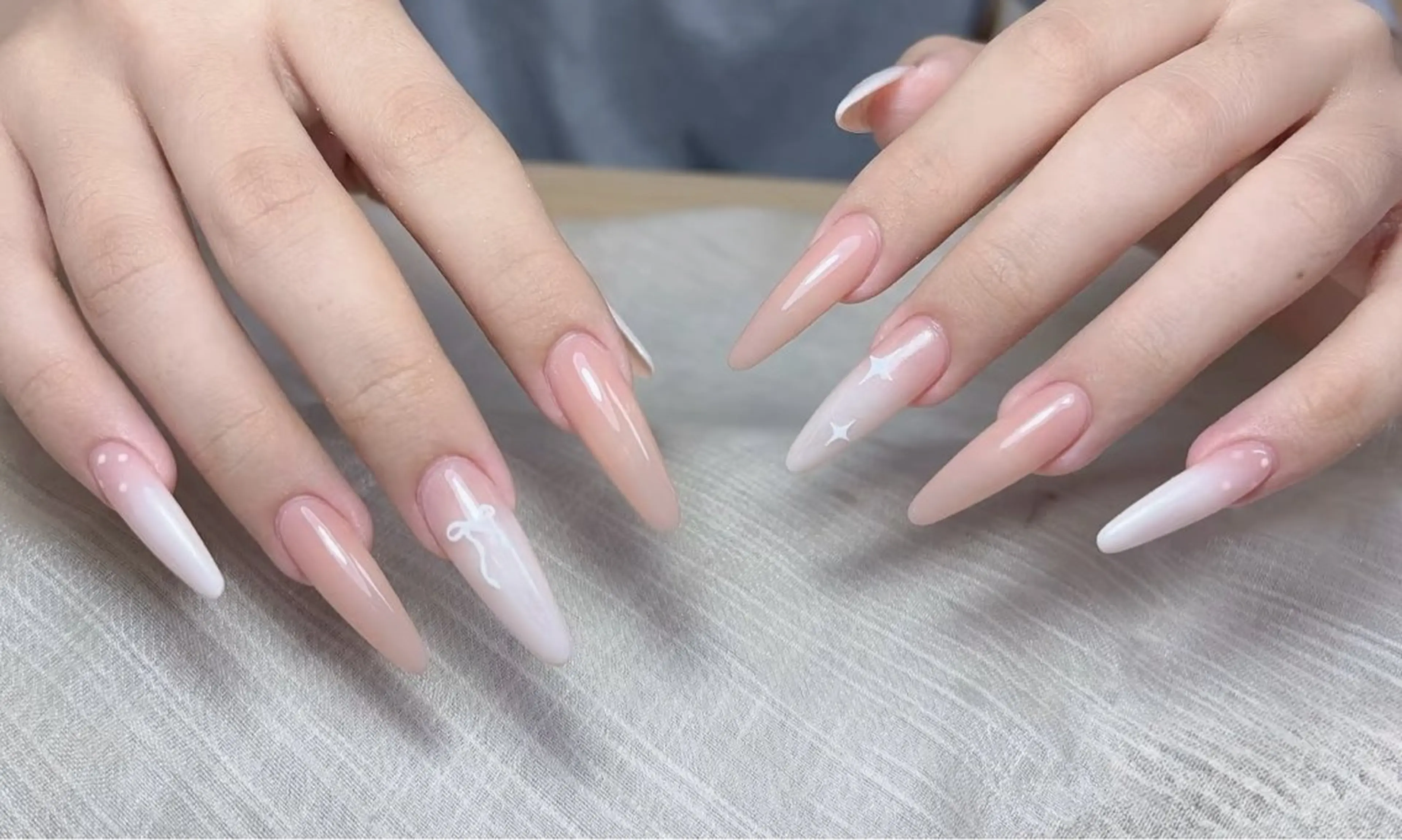 ネイル ハンドネイル ここに ネイルサロンのネイルデザイン