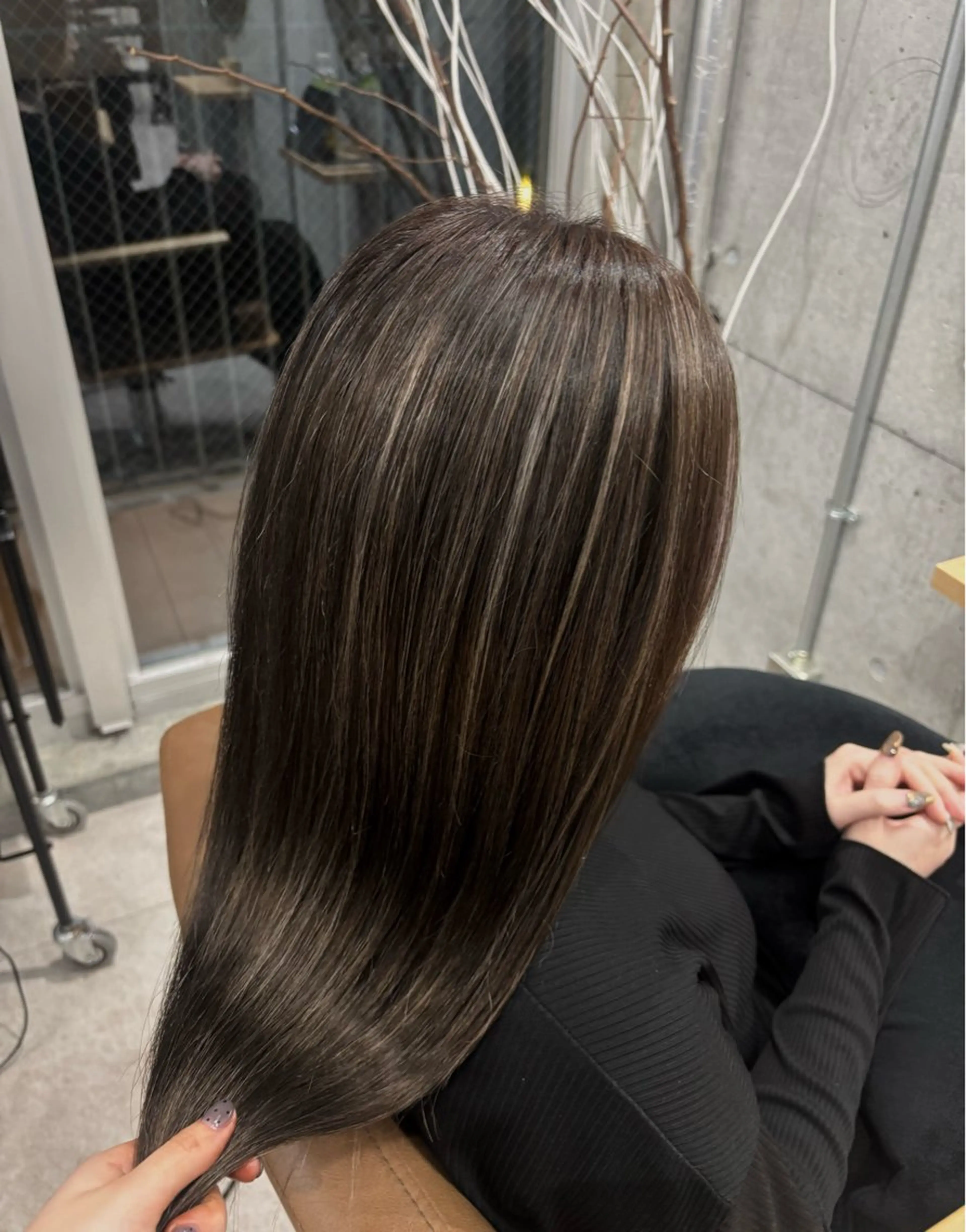 カラー りお/艶カラ ー/レイヤーカットのヘアスタイル