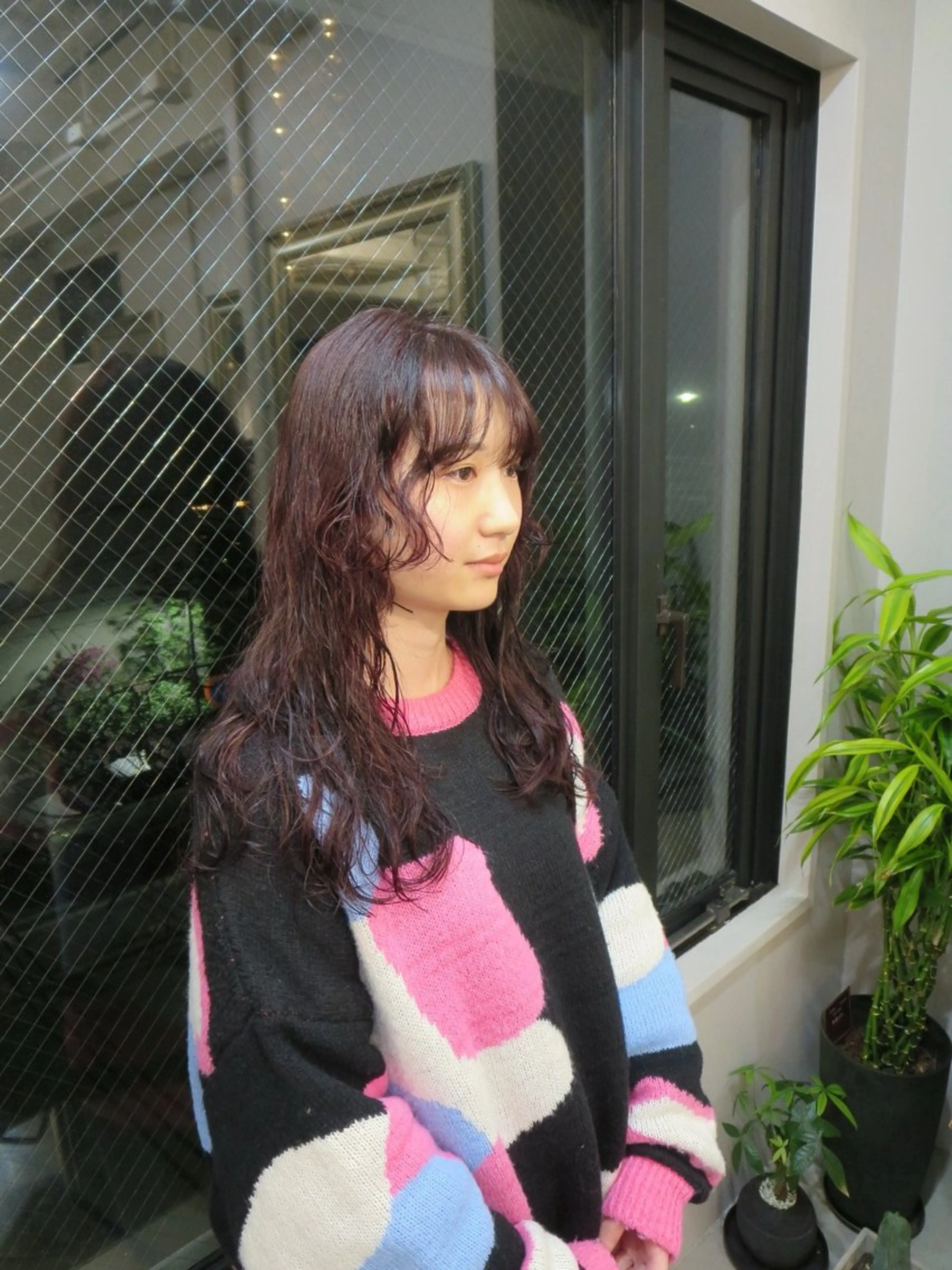 カラー ヒガシ サヨのヘアスタイル