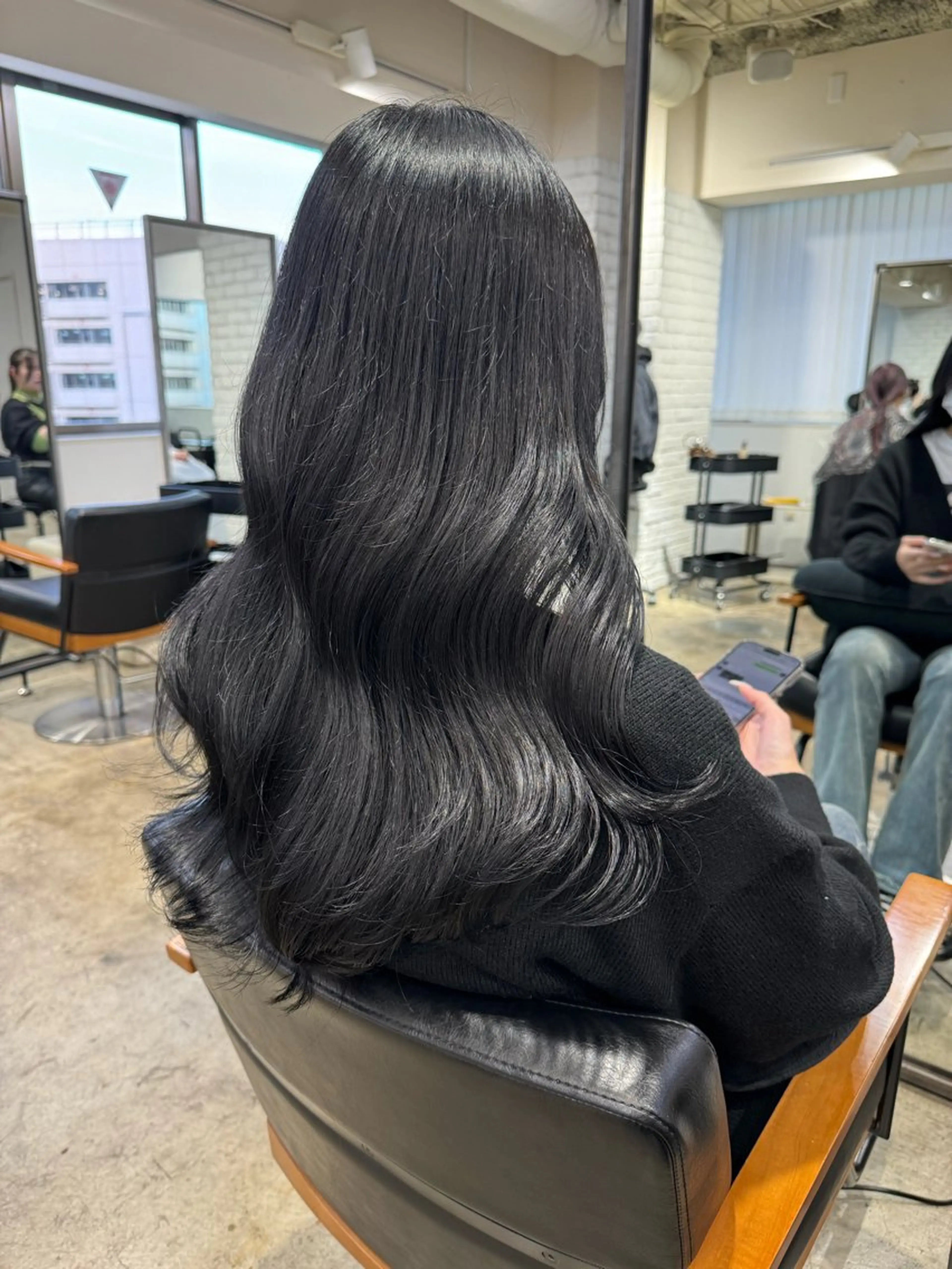 ロング カット ヘアカラー 💫カットはなんでも 得意です✂️のヘアスタイル