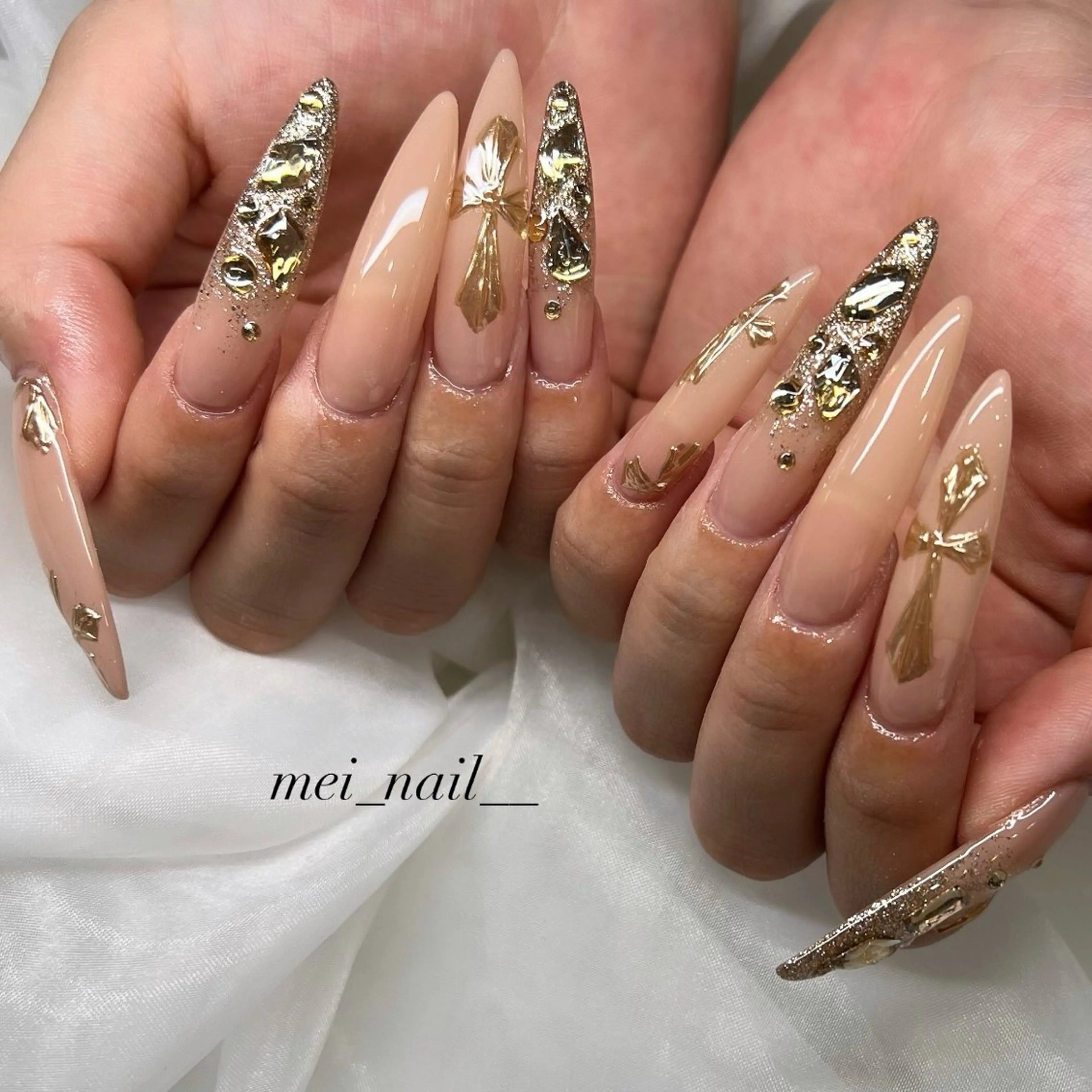 ネイル ハンドネイル est nail所属・永山 芽生子のネイルデザイン