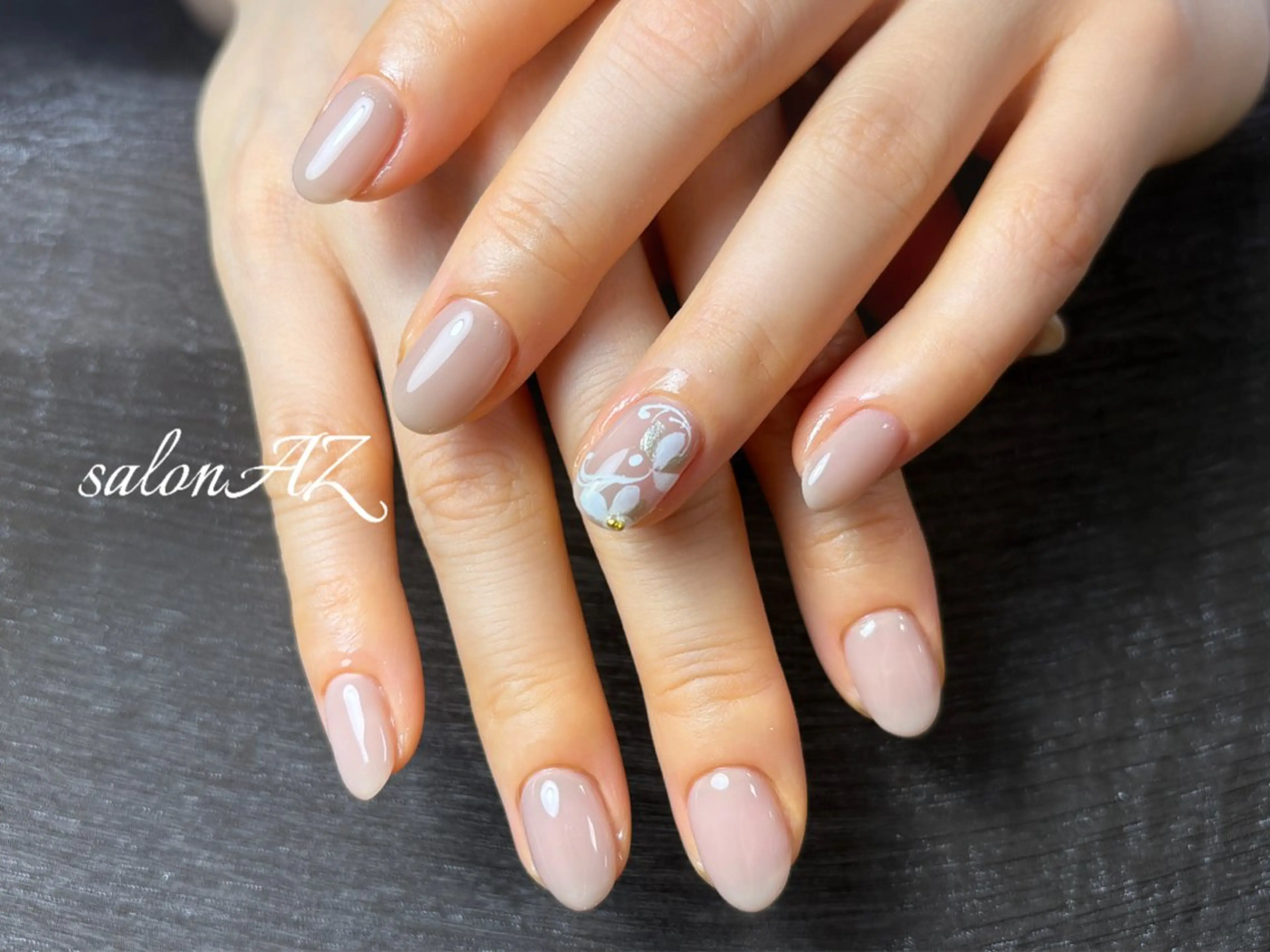 ネイル アートネイル 長さ出し フットネイル フレンチネイル ジェルネイル ハンドネイル salonAZ トップネイリストのネイルデザイン
