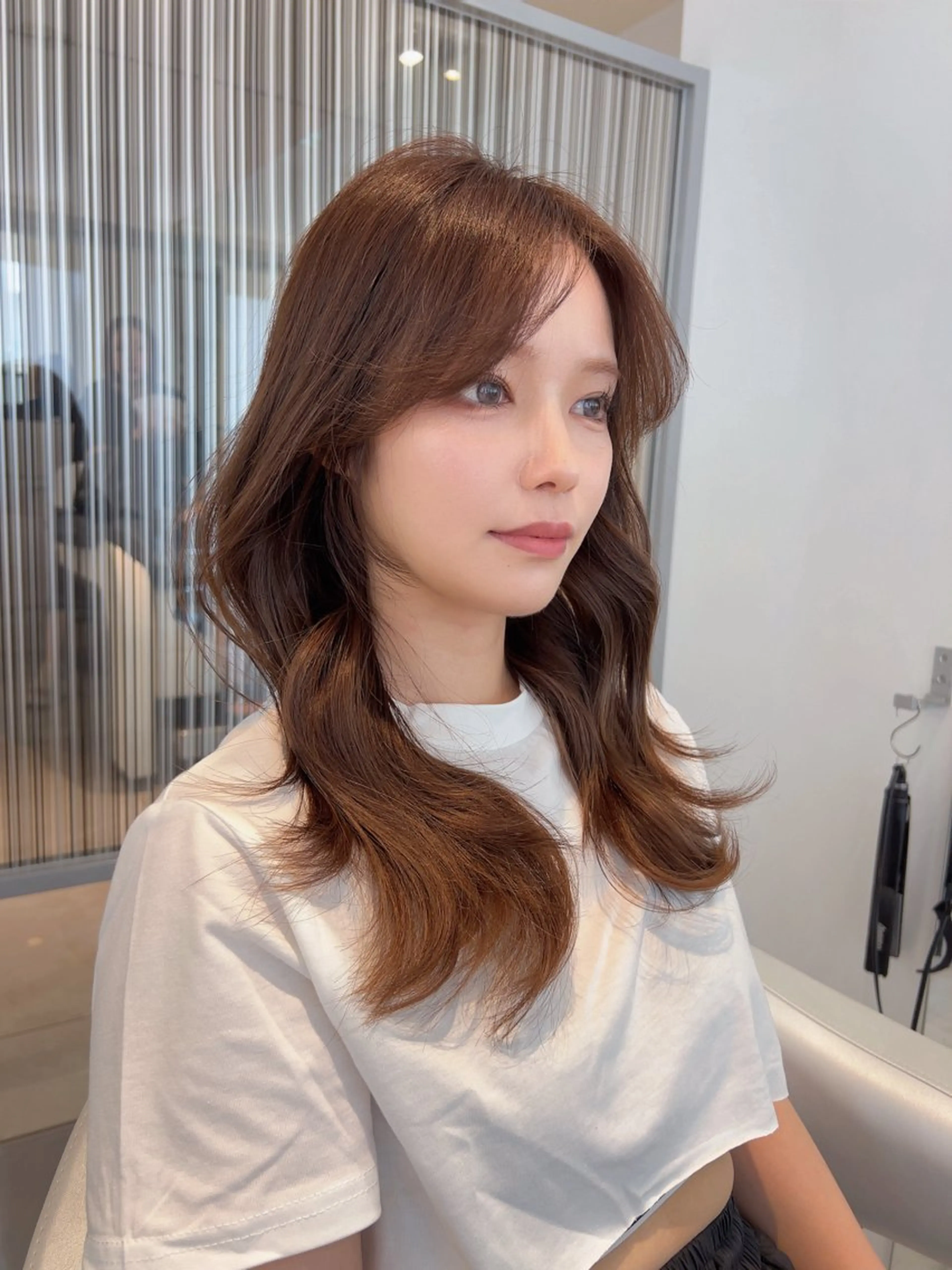 セミロング カット ヘアカラー トリートメント 最高の似合わせ🪽 メンズ募集中！のヘアスタイル