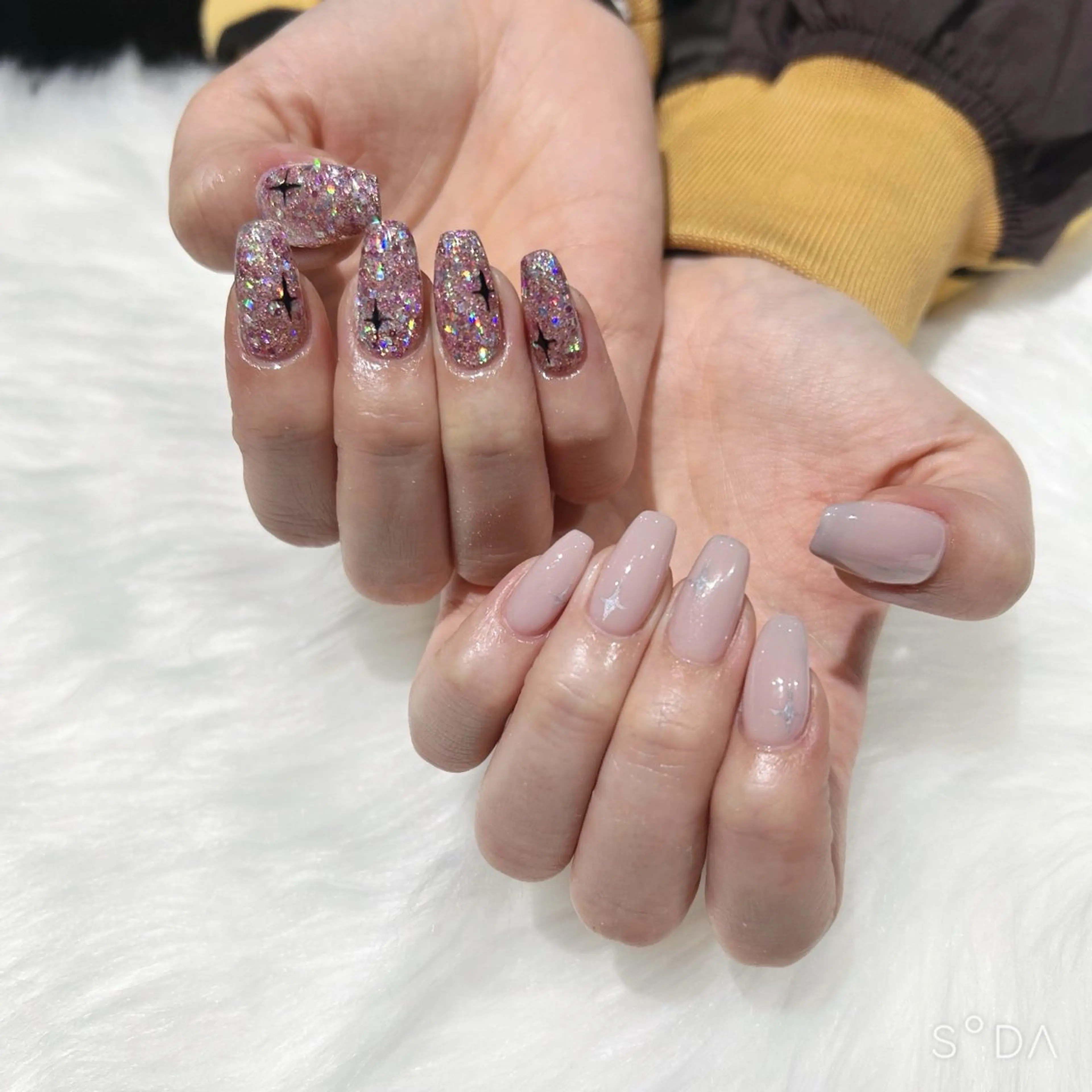 ネイル キラキラネイル ラメ(グリッター) ピンク 春ネイル ハンドネイル Keli Nailのネイルデザイン