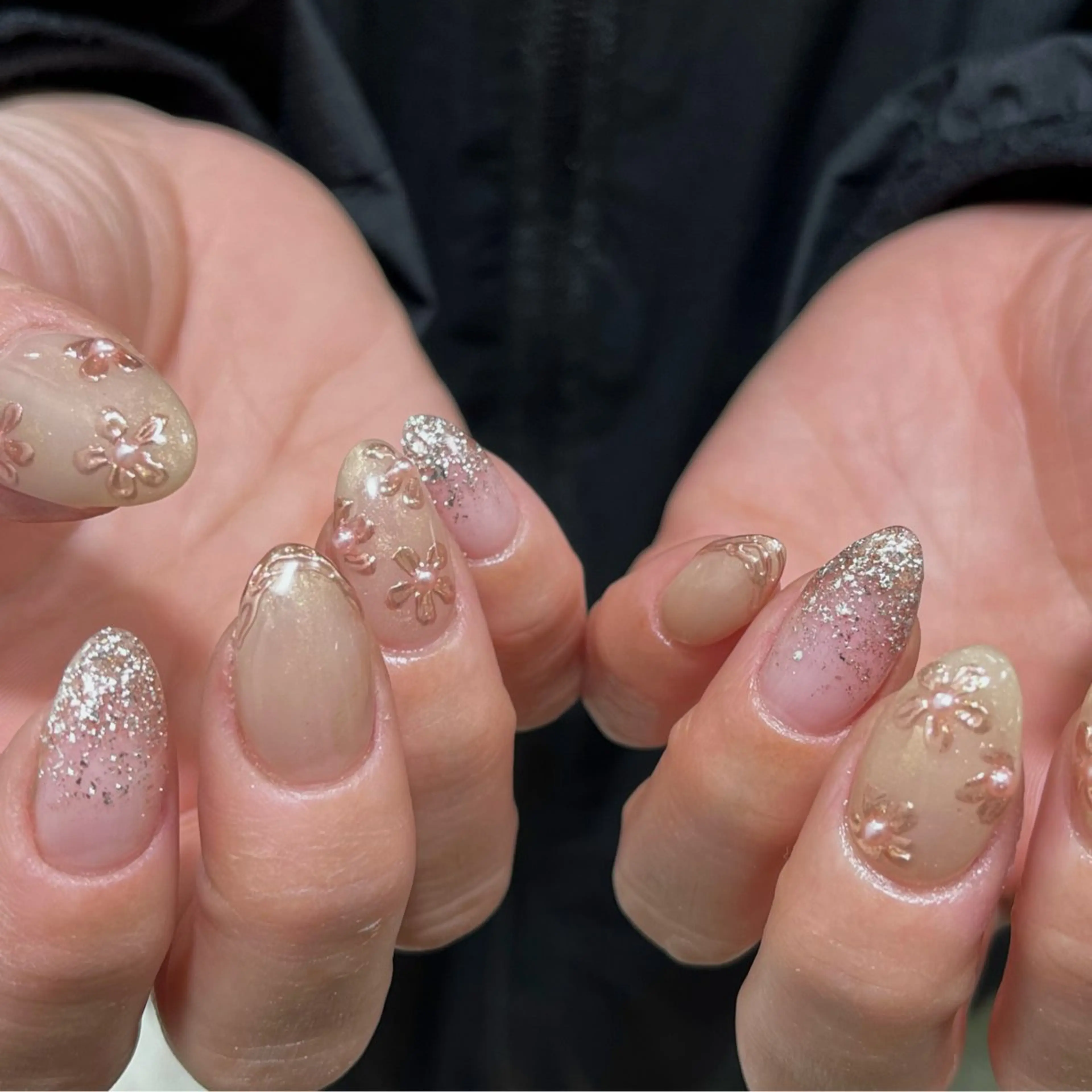 ネイル フラワーネイル グラデーション ミラーネイル 春ネイル para ☀︎ sol by BECK所属・Para Sol nail　Maoのネイルデザイン