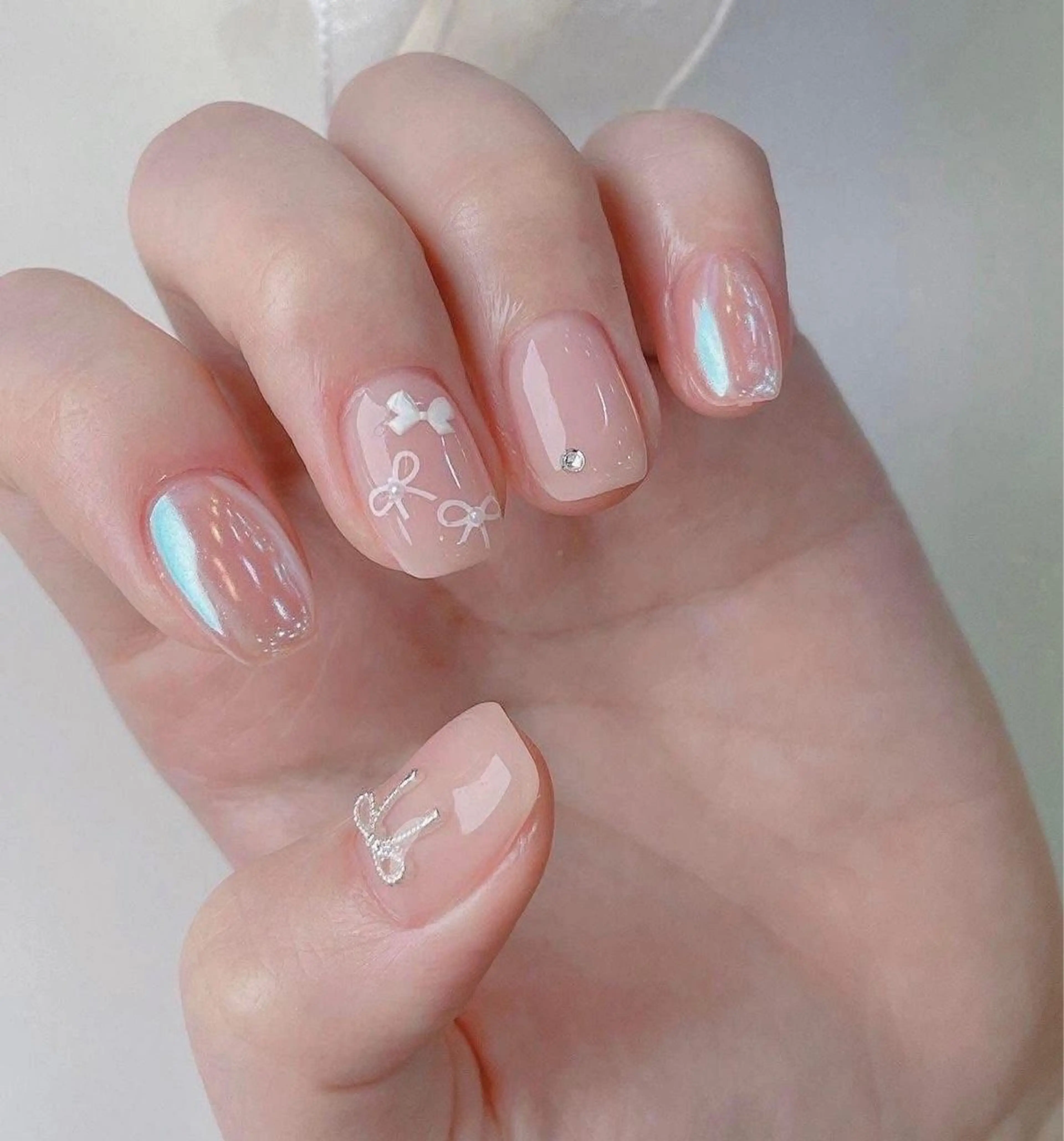 ネイル アートネイル 成人式 ジェルネイル ニュアンスネイル ネイルチップ Kora Nailのネイルデザイン