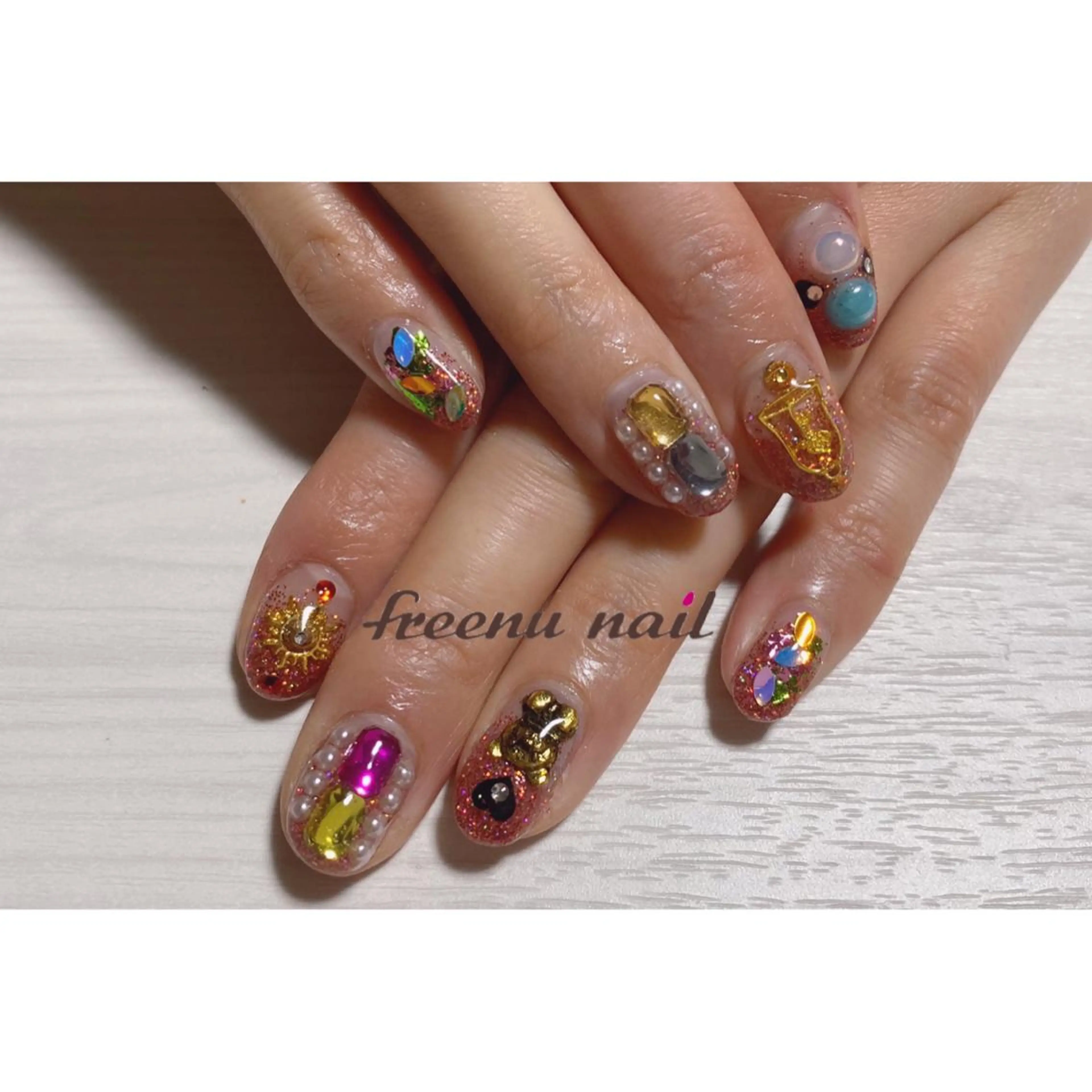 ネイル freenu nail【24H】のネイルデザイン