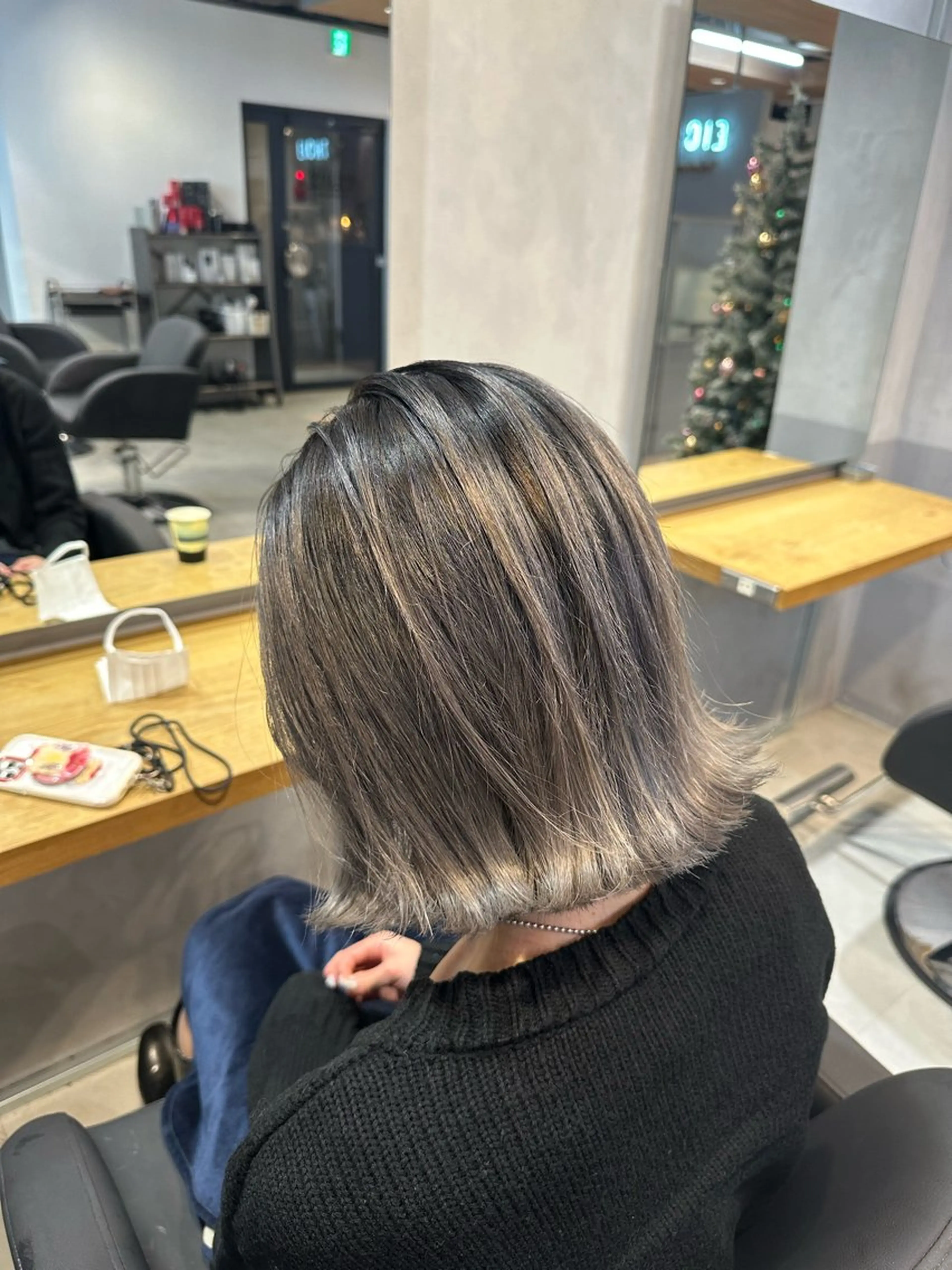 ミディアム カラー ヘアカラー トリートメント 💖ハイライト/ハイ トーン💖MIKIのヘアスタイル