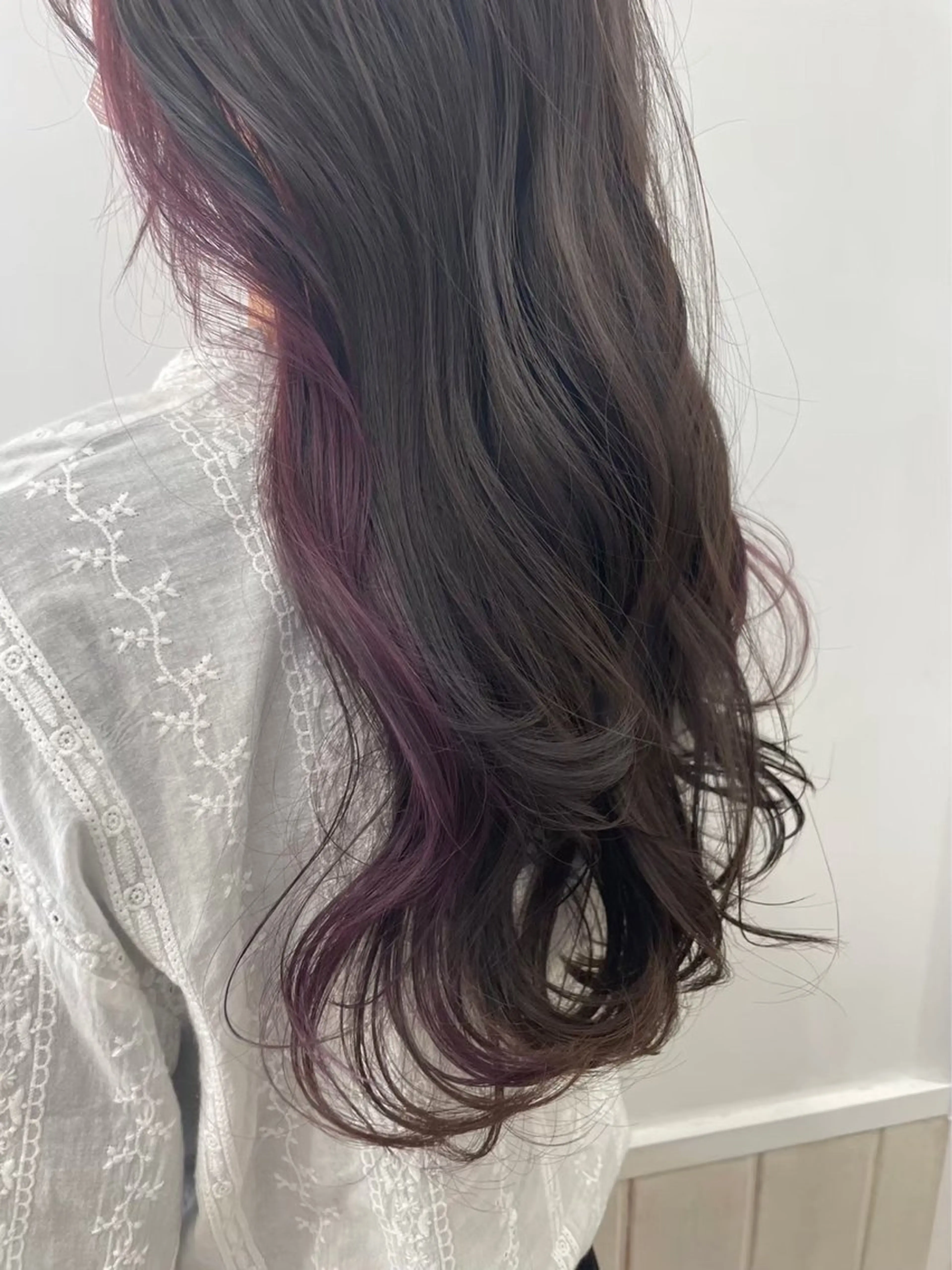 ロング カラー ウルフレイヤー🐺 ヒナ🩶のヘアスタイル