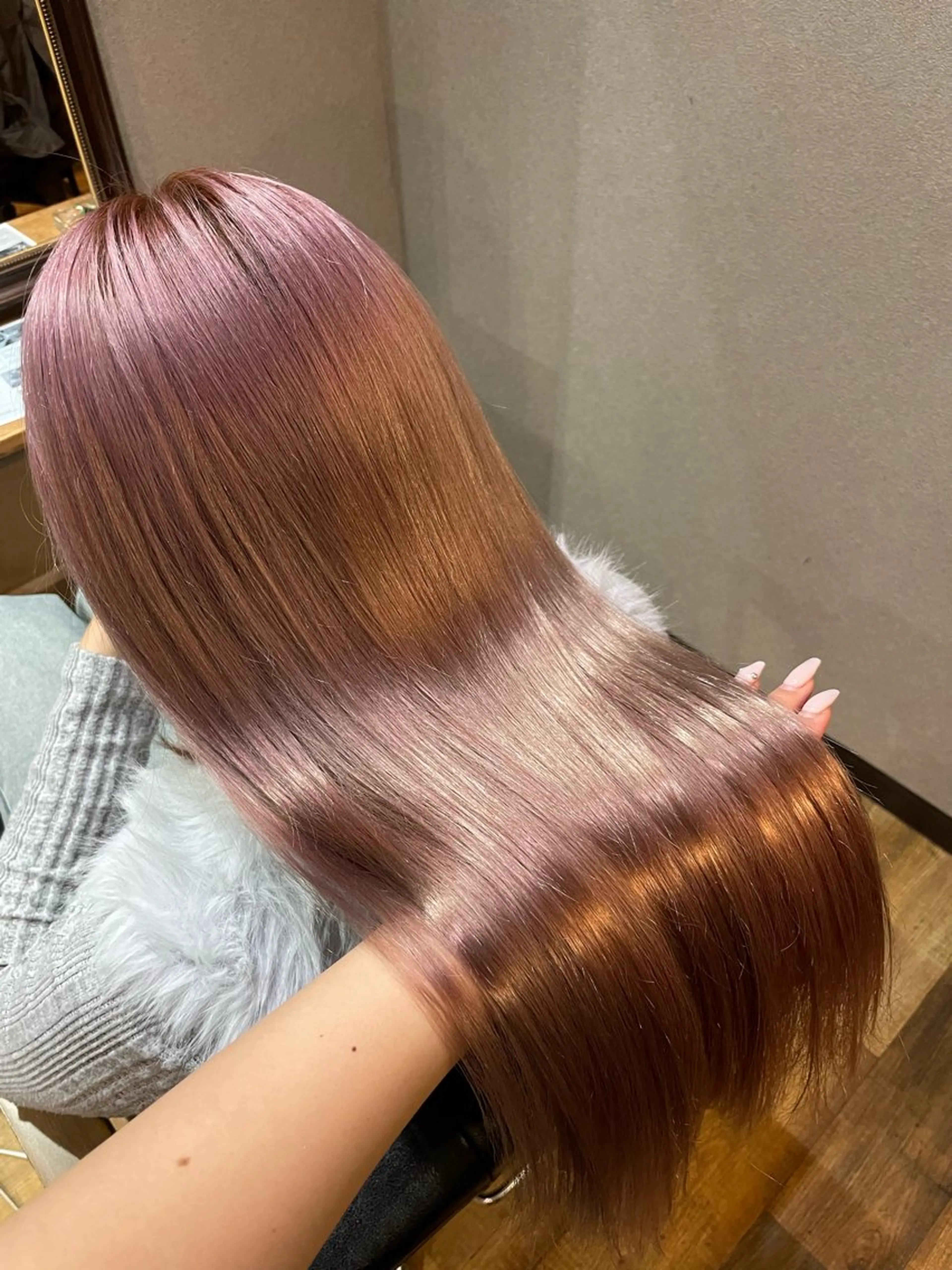 ロング カラー ヘアカラー MIKA 💫艶透明感カラーのヘアスタイル
