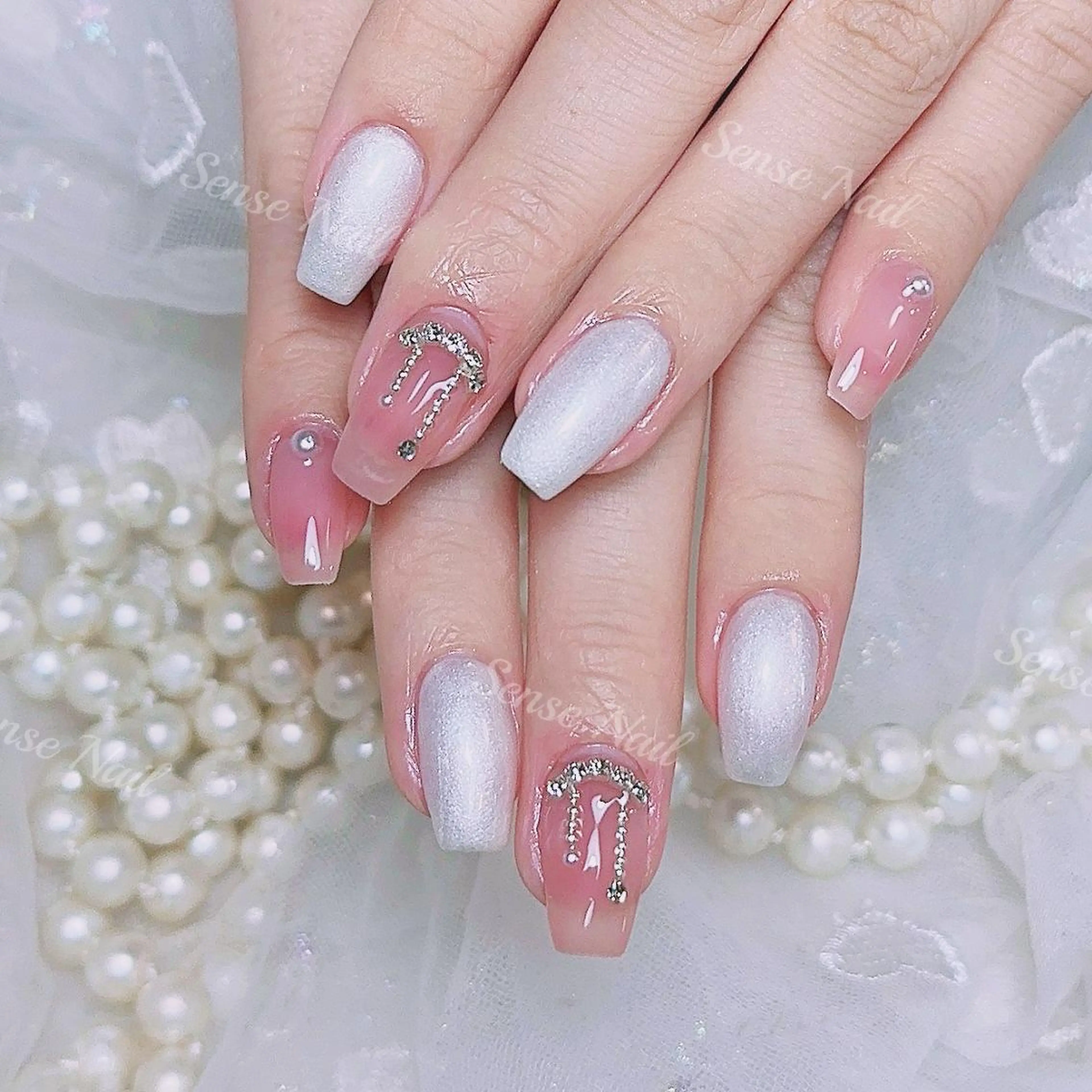 ネイル ハンドネイル ハンドケア Feinn Ink💕のネイルデザイン