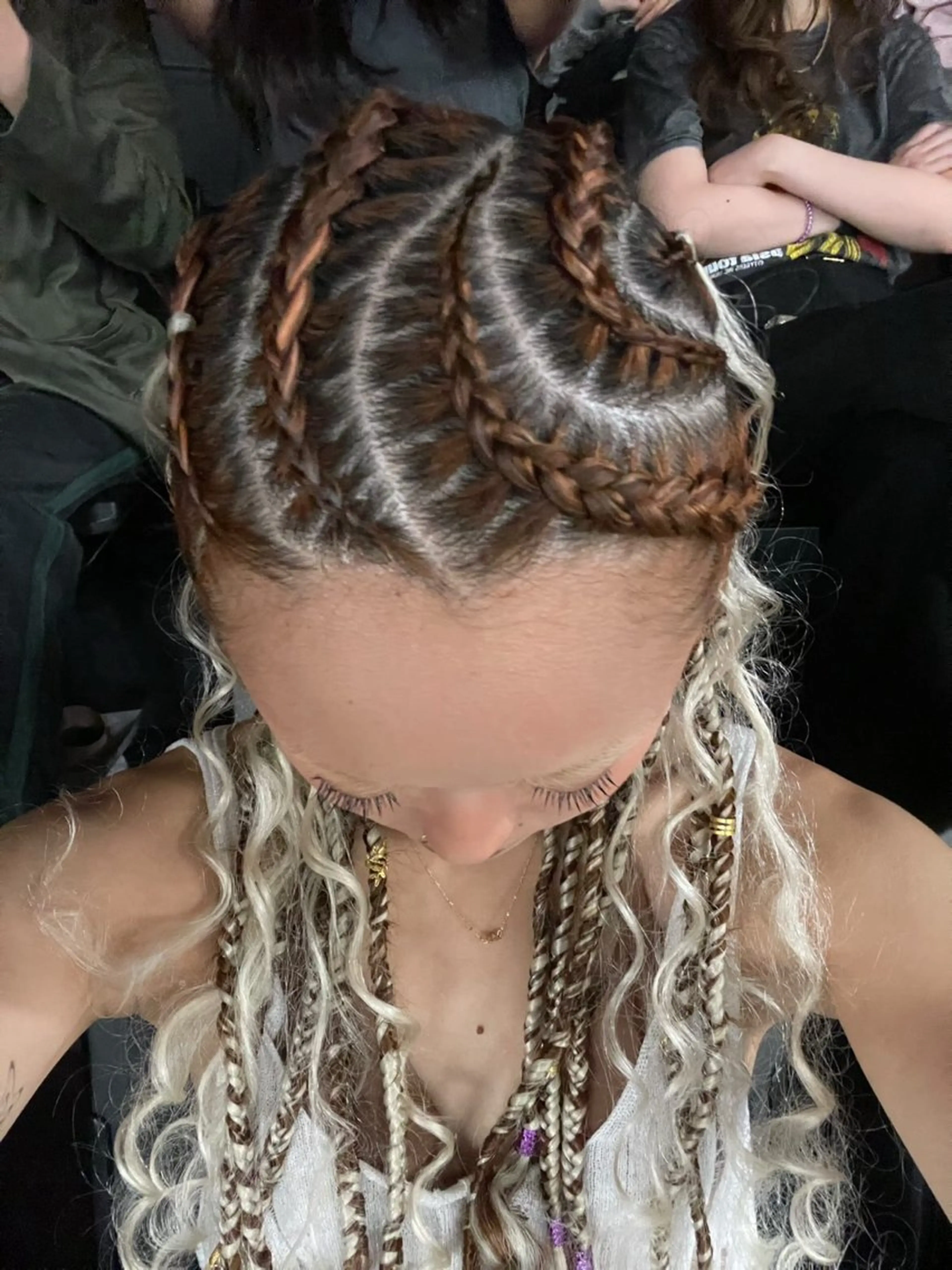 セミロング ヘアアレンジ エクステ コーンロウ／ブレイズ SYUのヘアスタイル