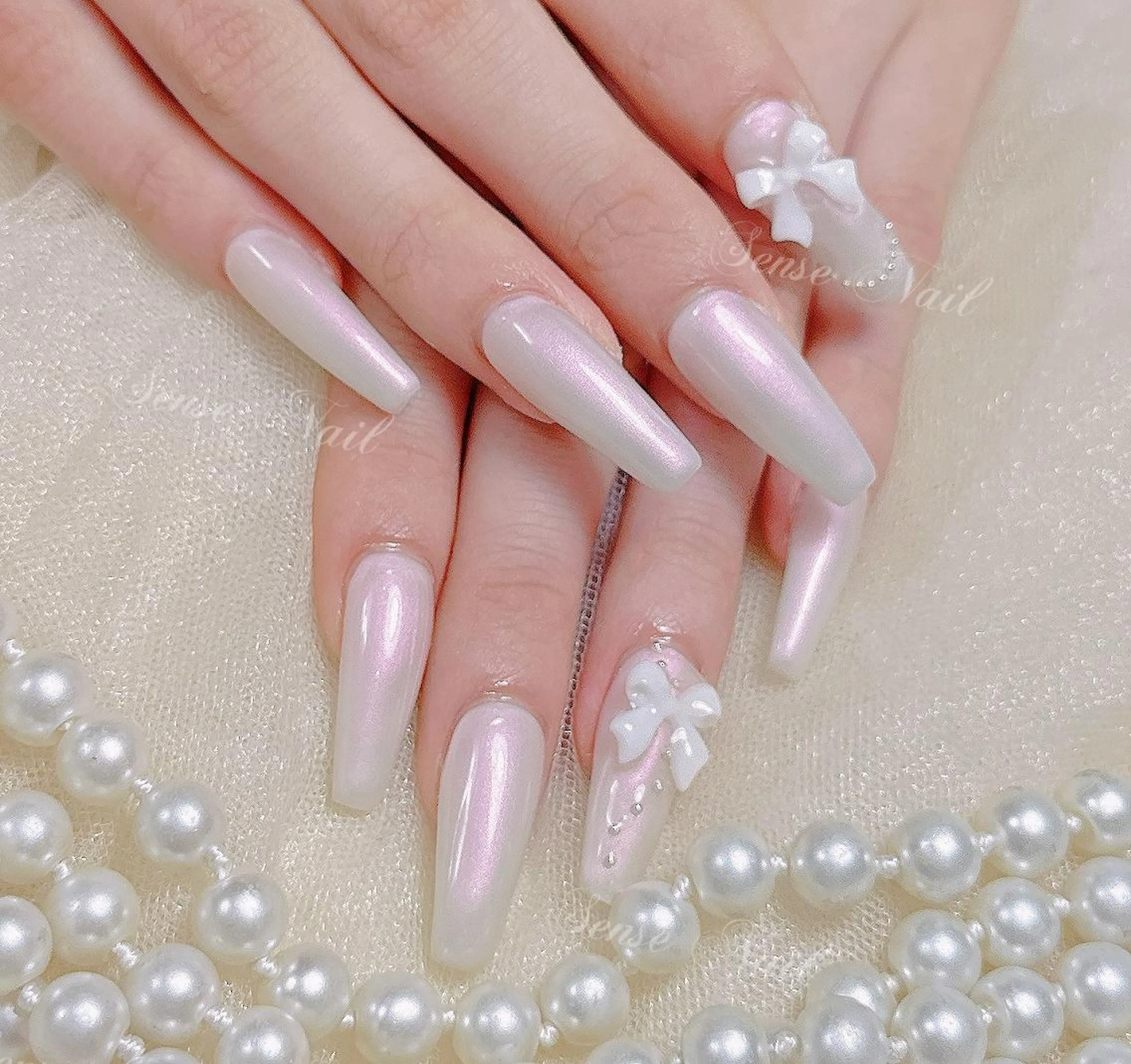 ネイル ハンドネイル ハンドケア Queening 🦋のネイルデザイン