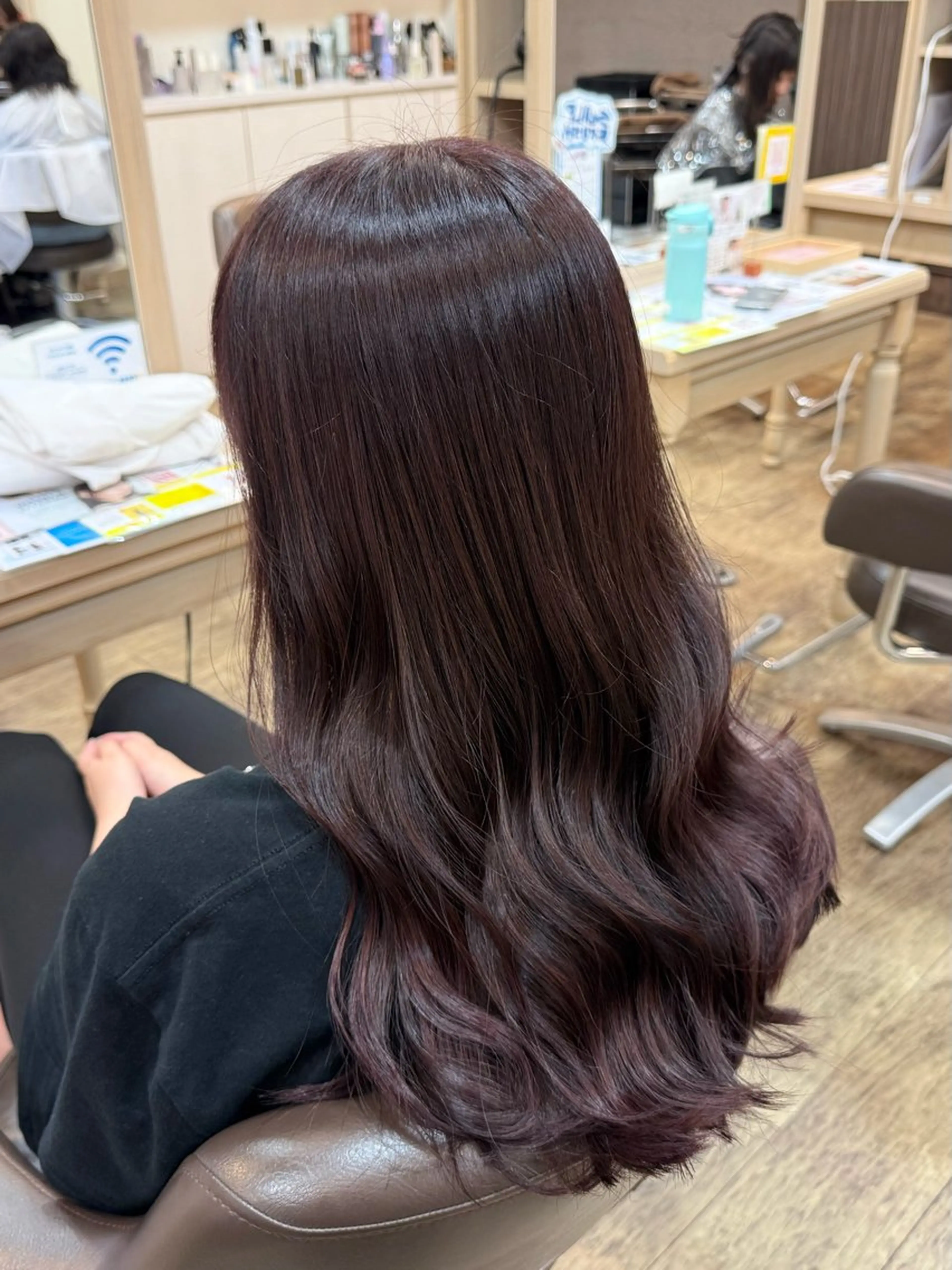 ロング ヘアカラー トリートメント 杉田 花乃のヘアスタイル