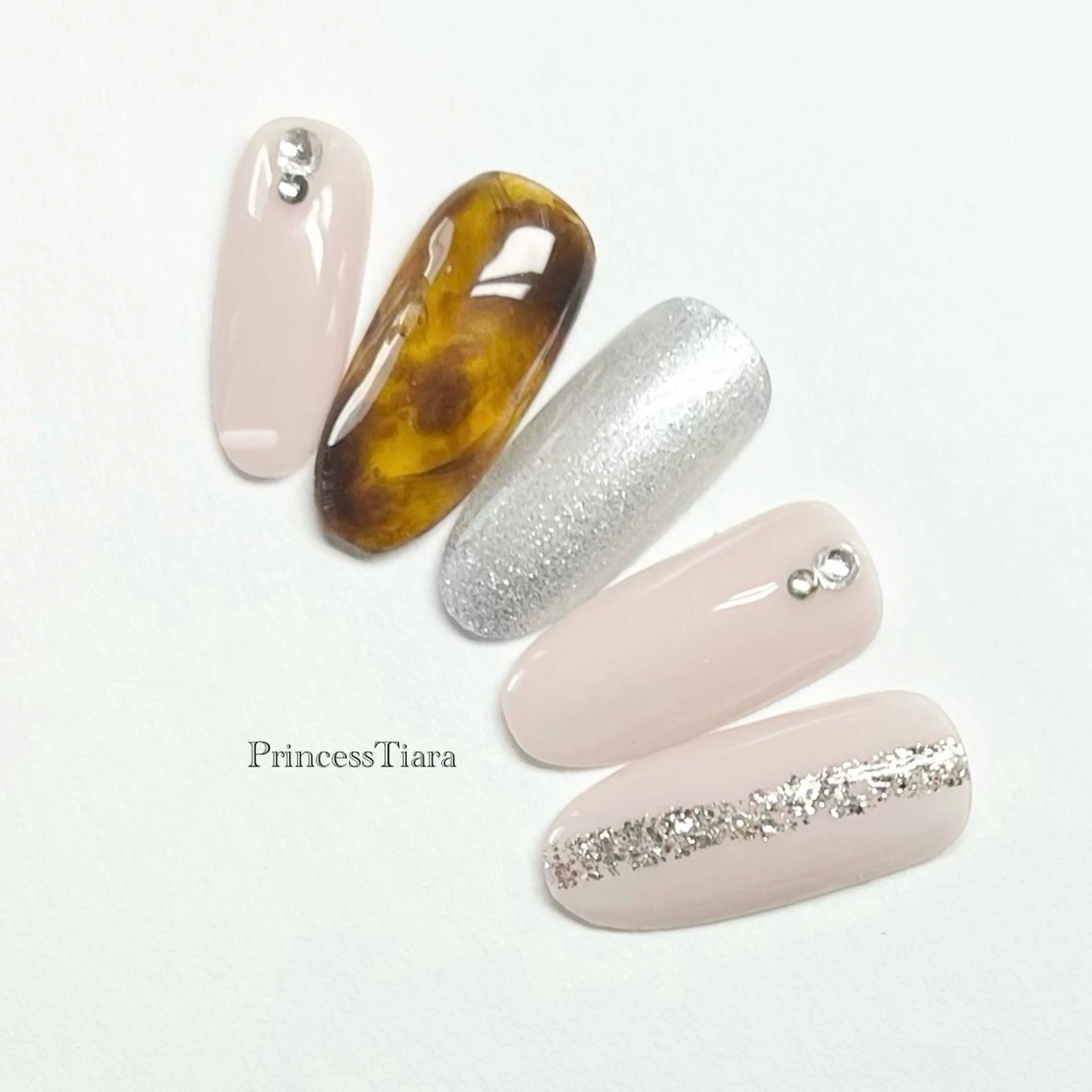 ネイル Grantulle nailのネイルデザイン