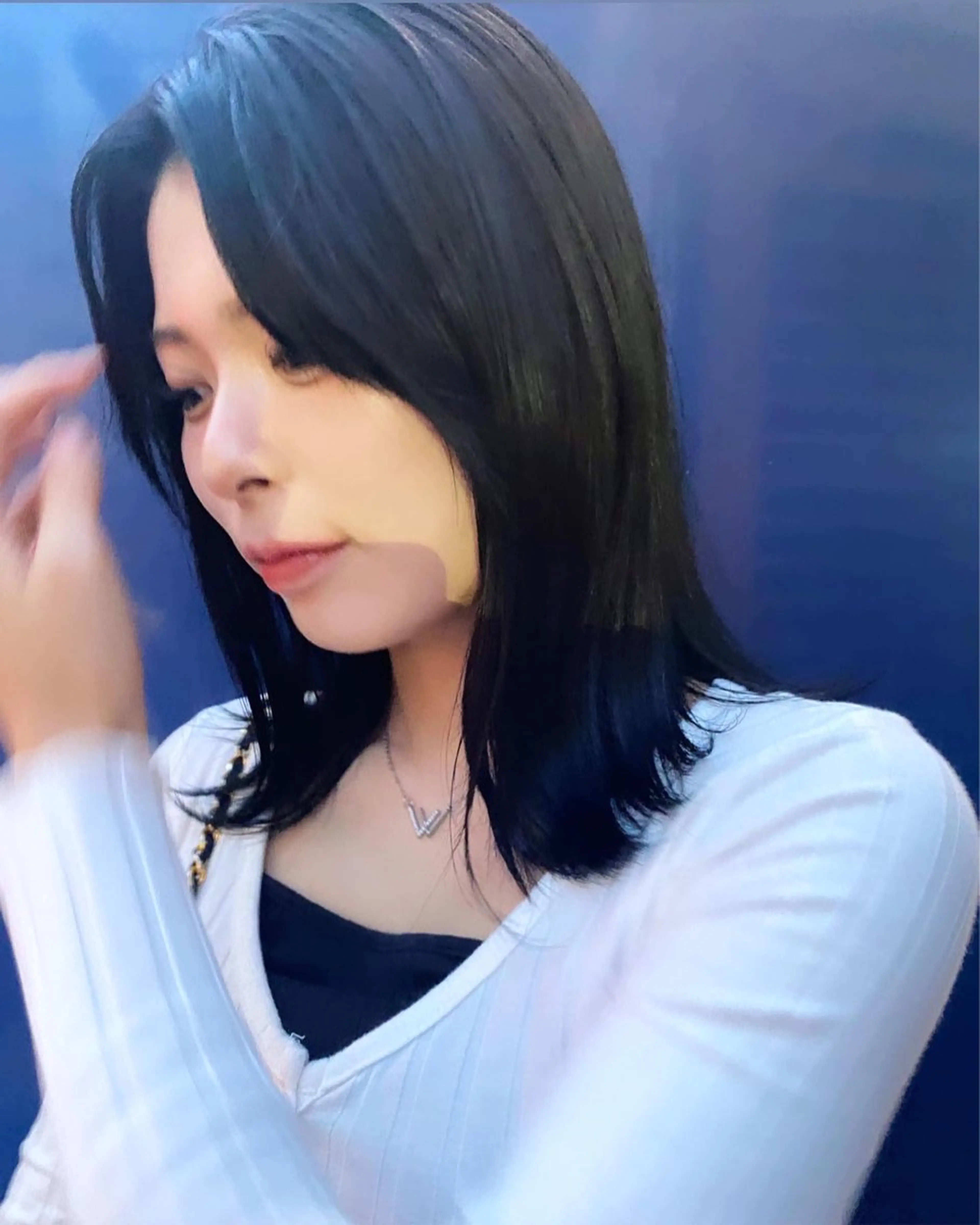 ミディアム カット ヘアカラー トリートメント ヘッドスパ 自由が丘最多の口コミ 美容師✨生板🌿のヘアスタイル