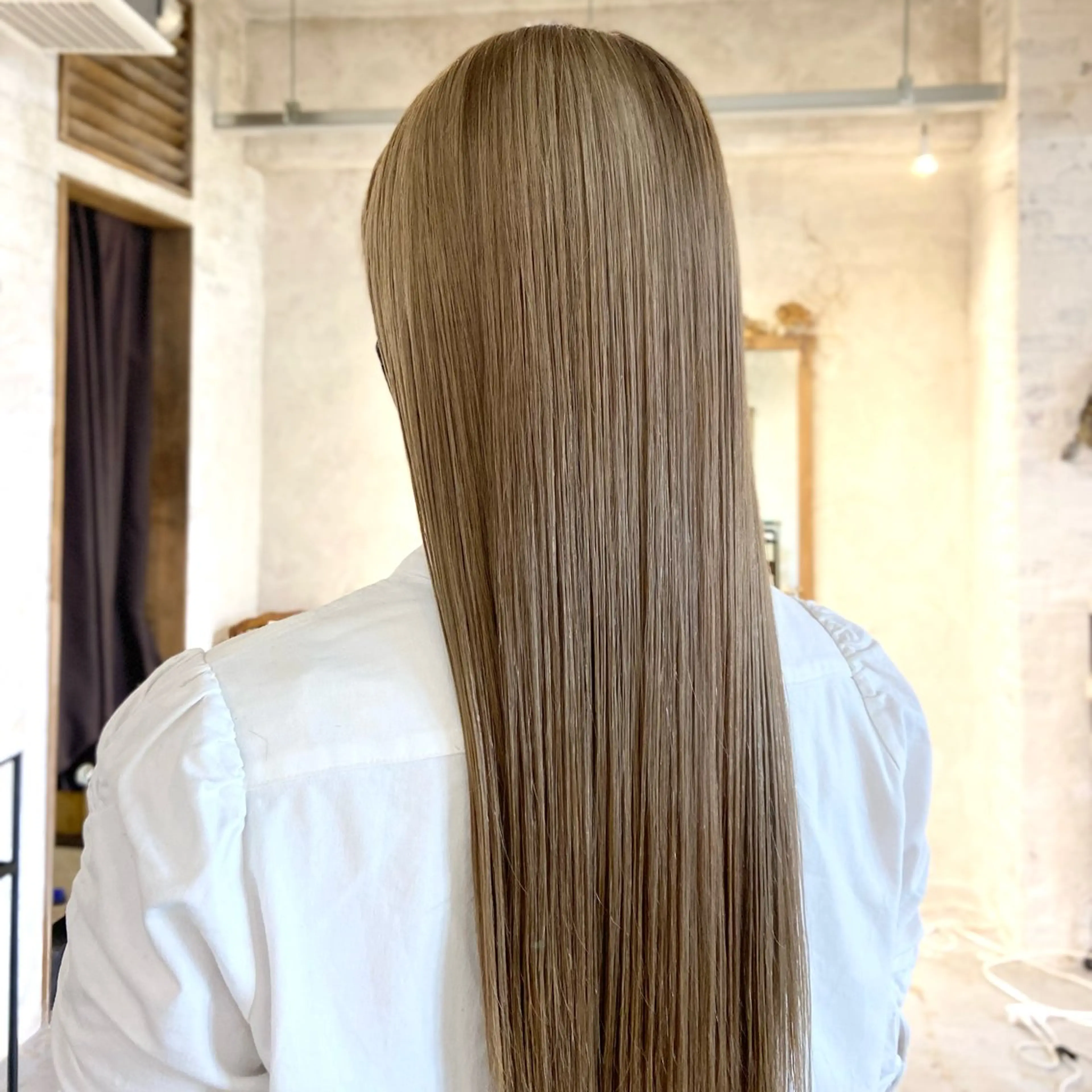 ロング カラー ブリーチ カット ヘアカラー riffdesign labo帝塚山/竹井のヘアスタイル