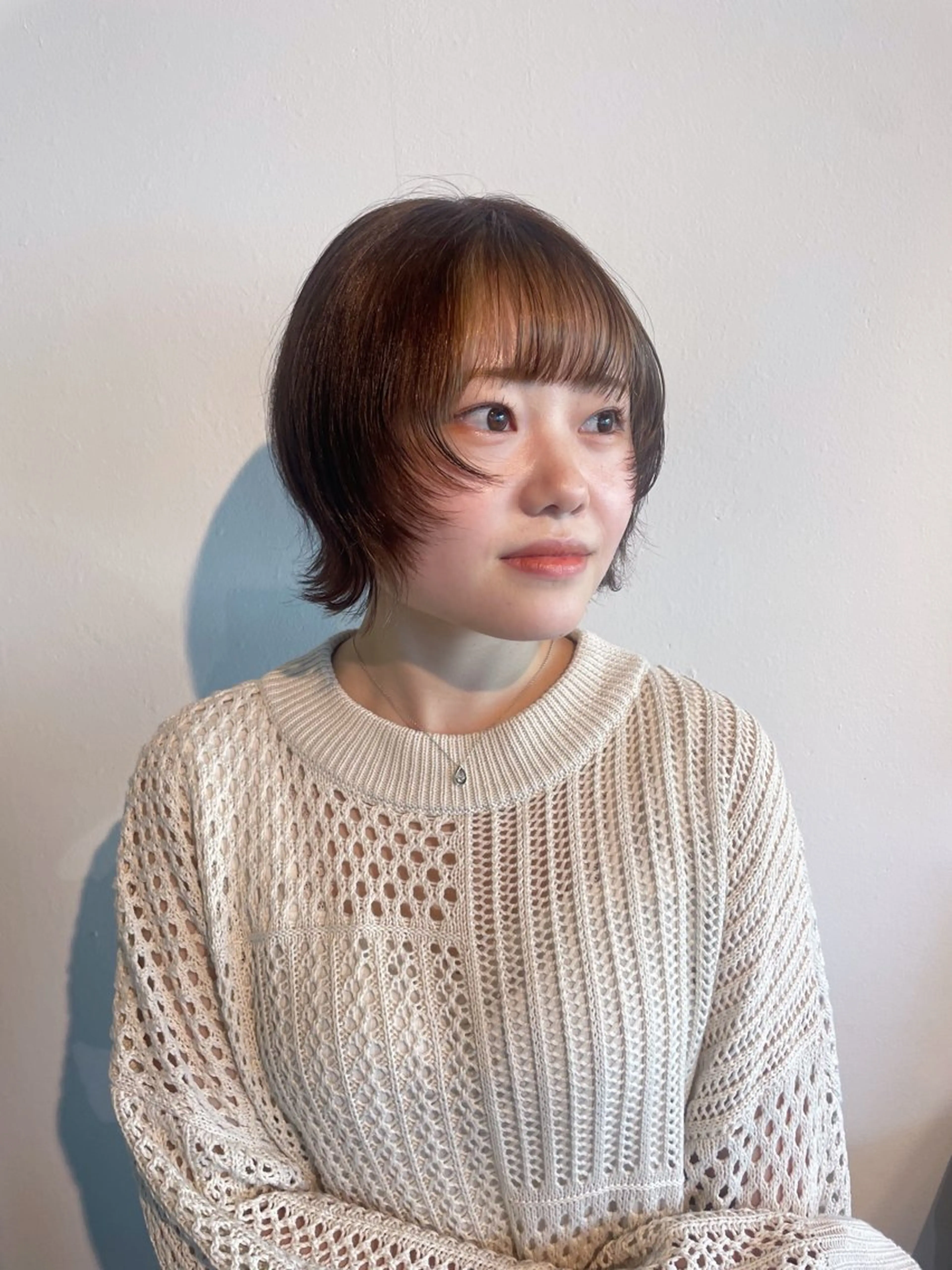 ミディアム カラー ベージュカラー ボブ 顔まわりレイヤー レイヤーカット 永縄 結花のヘアスタイル