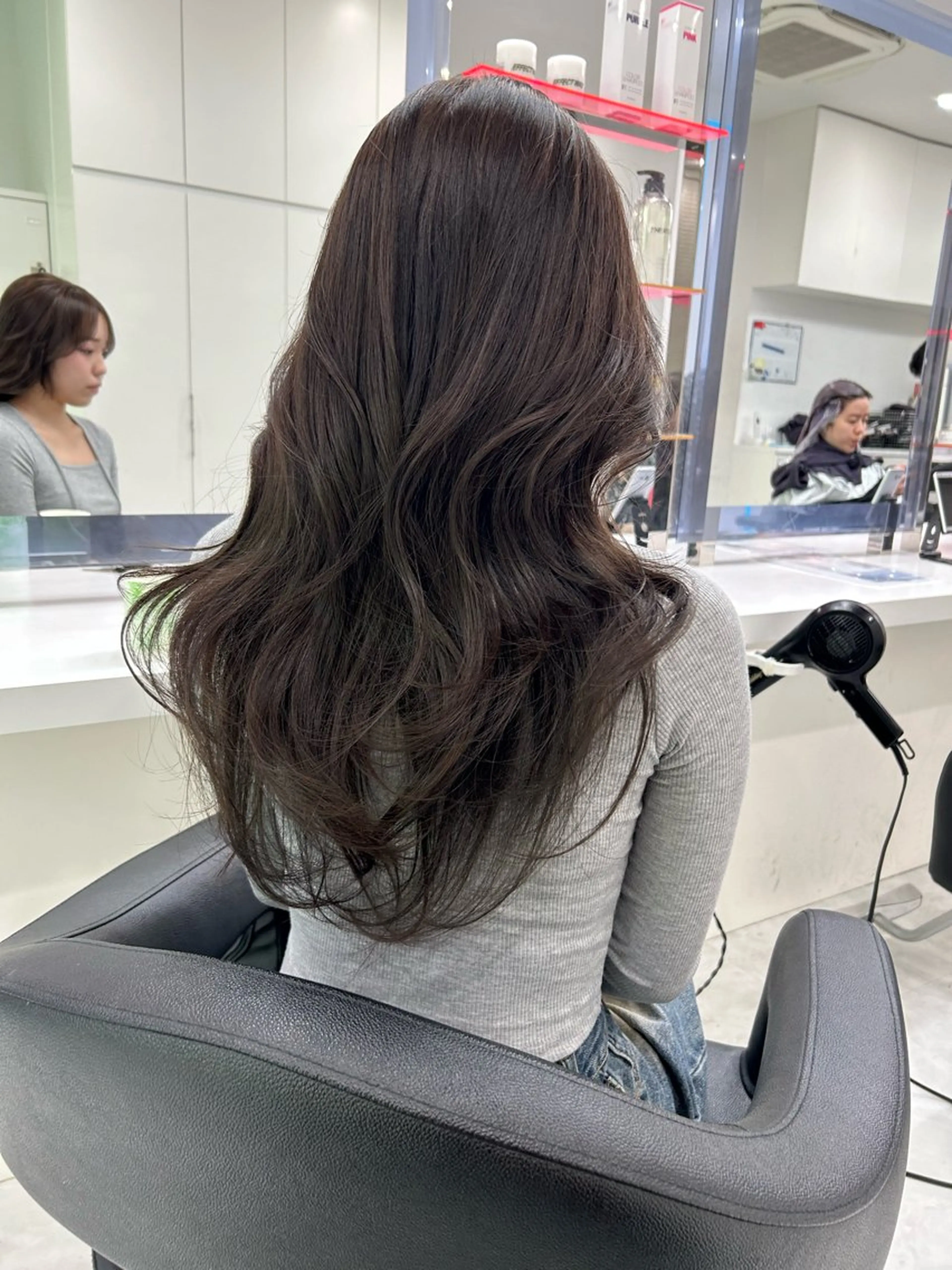ロング カラー カット ヘアカラー トリートメント ヘアセット 💖透け感ベージュ KOTA💖のヘアスタイル