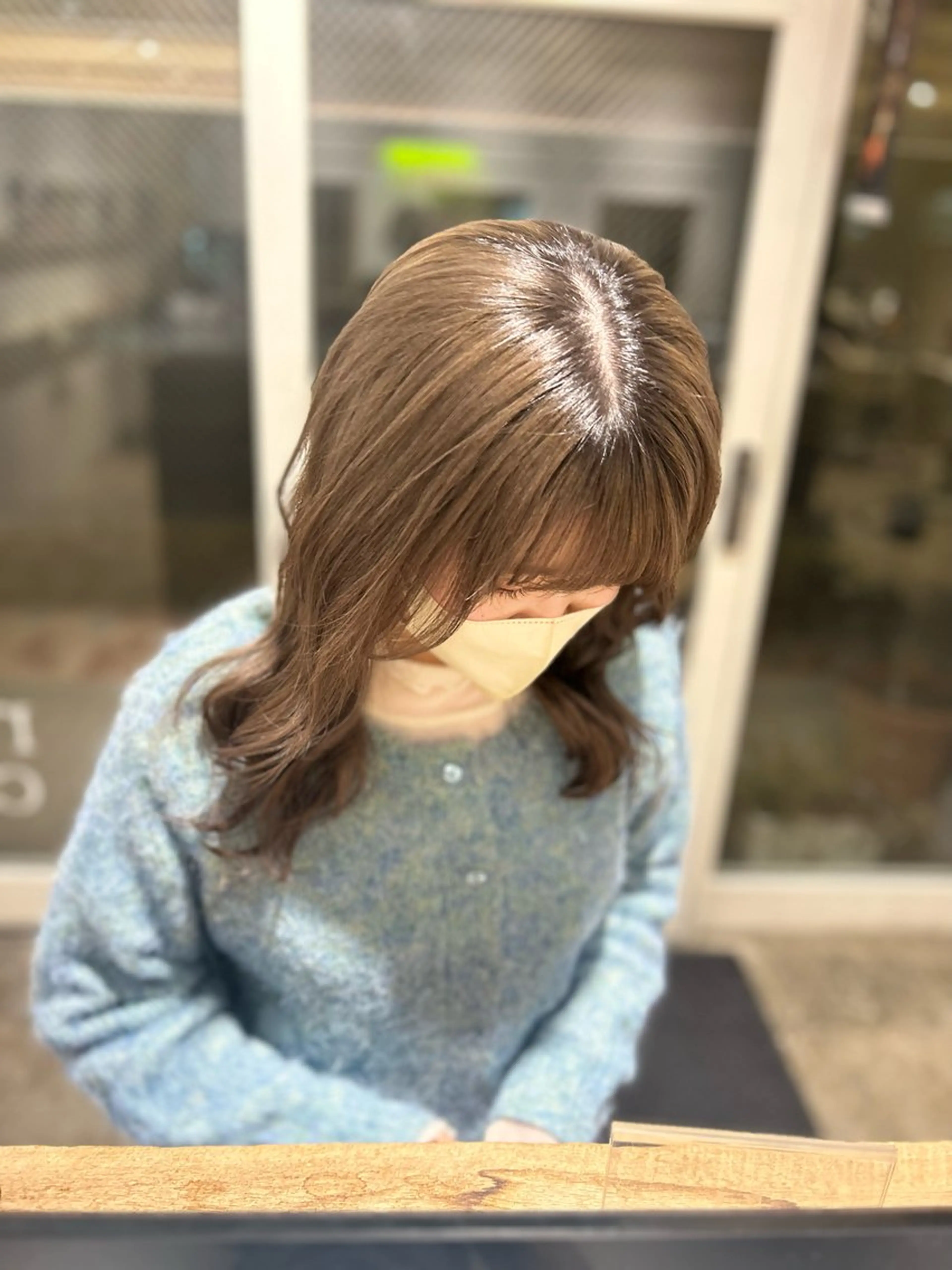 ミディアム カラー ヘアカラー トリートメント HOLIDAYS はなのヘアスタイル