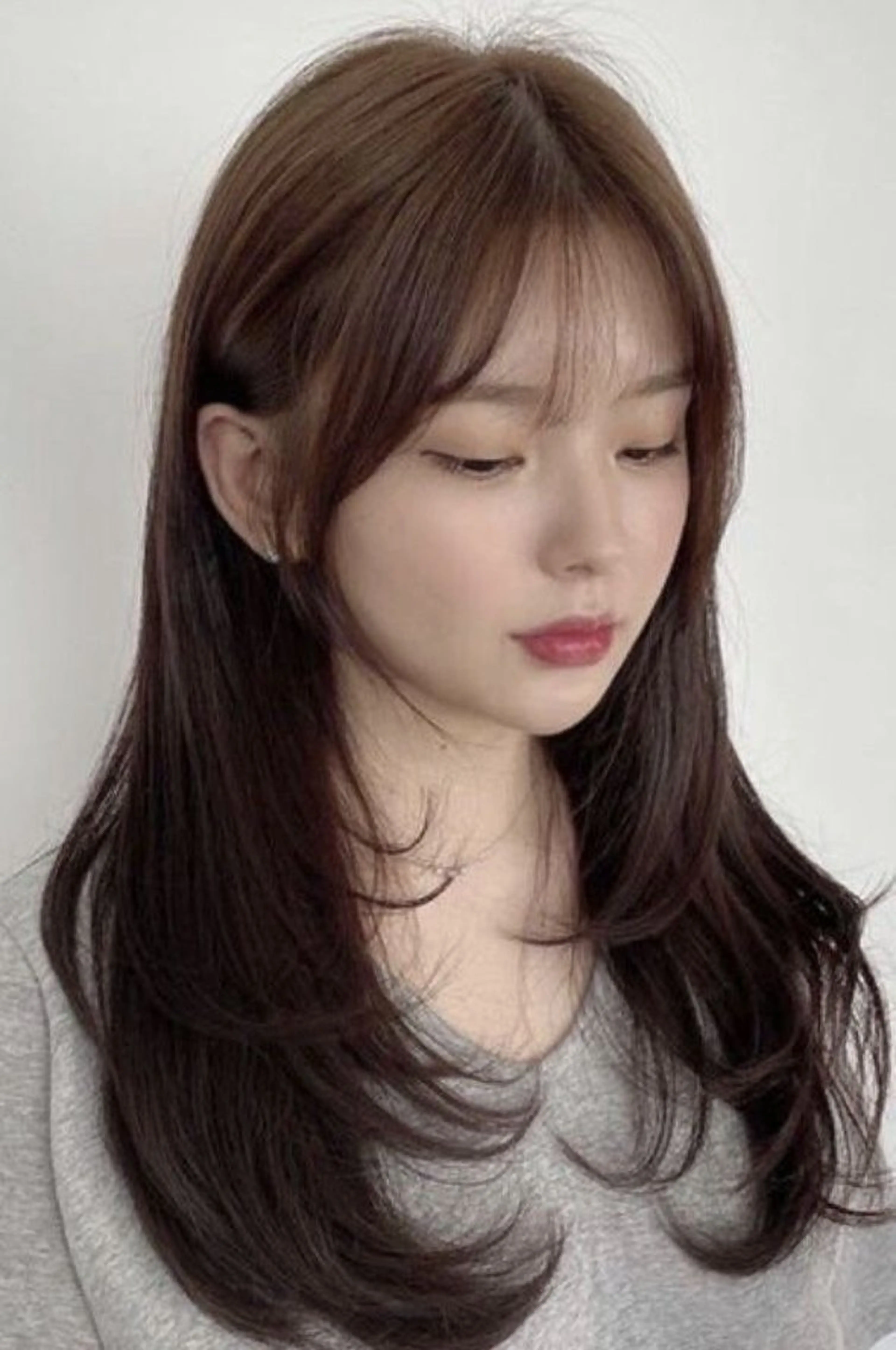 ミディアム カラー レイヤーカット カット ヘアカラー トリートメント サロウィン　神戸三宮店所属・三宮No.1ブリーチ 無しカラー/杉山太貴のヘアスタイル