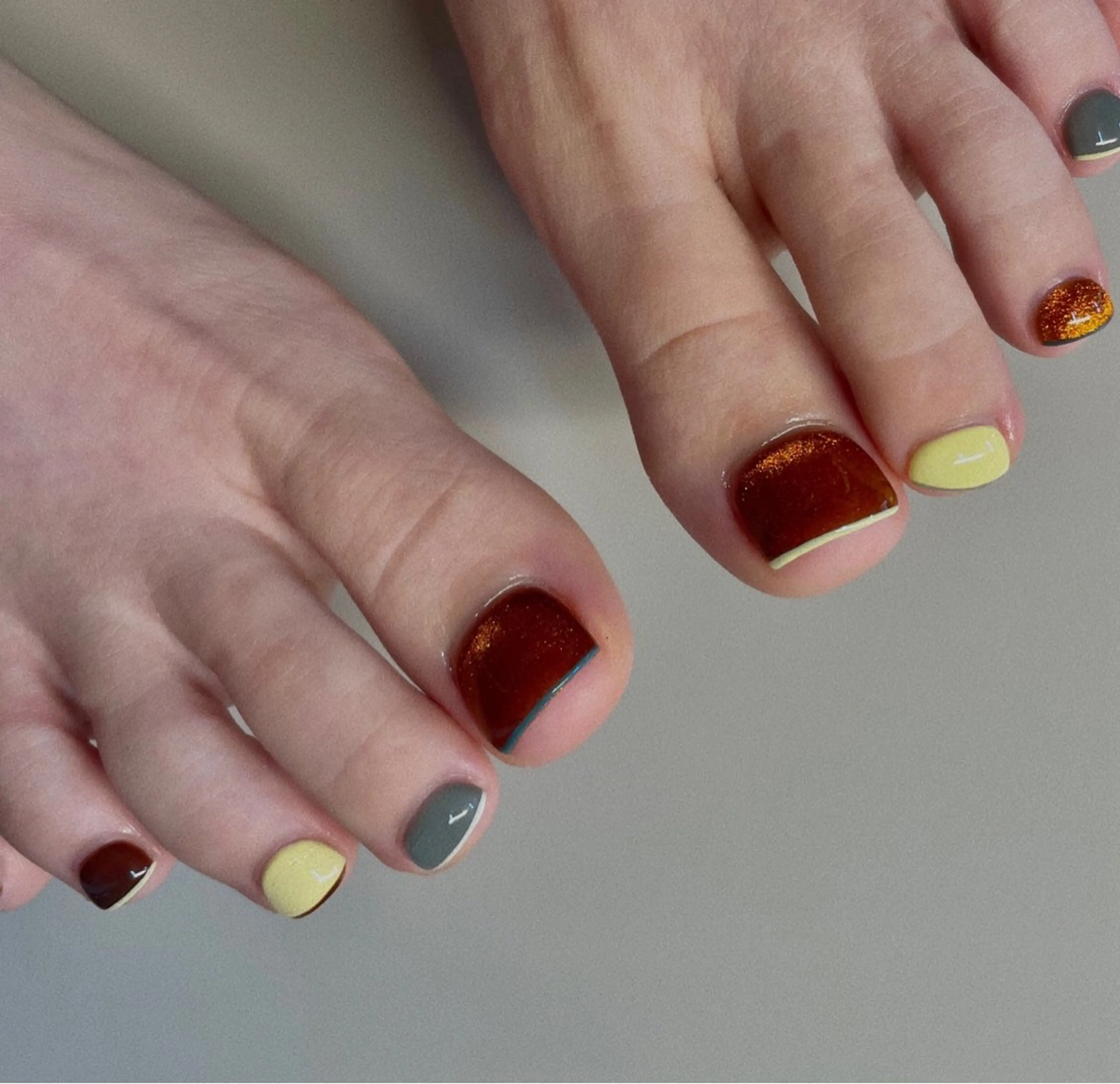 ネイル マグネットネイル Nailsalon Olu所属・ネイリスト Nanaのネイルデザイン