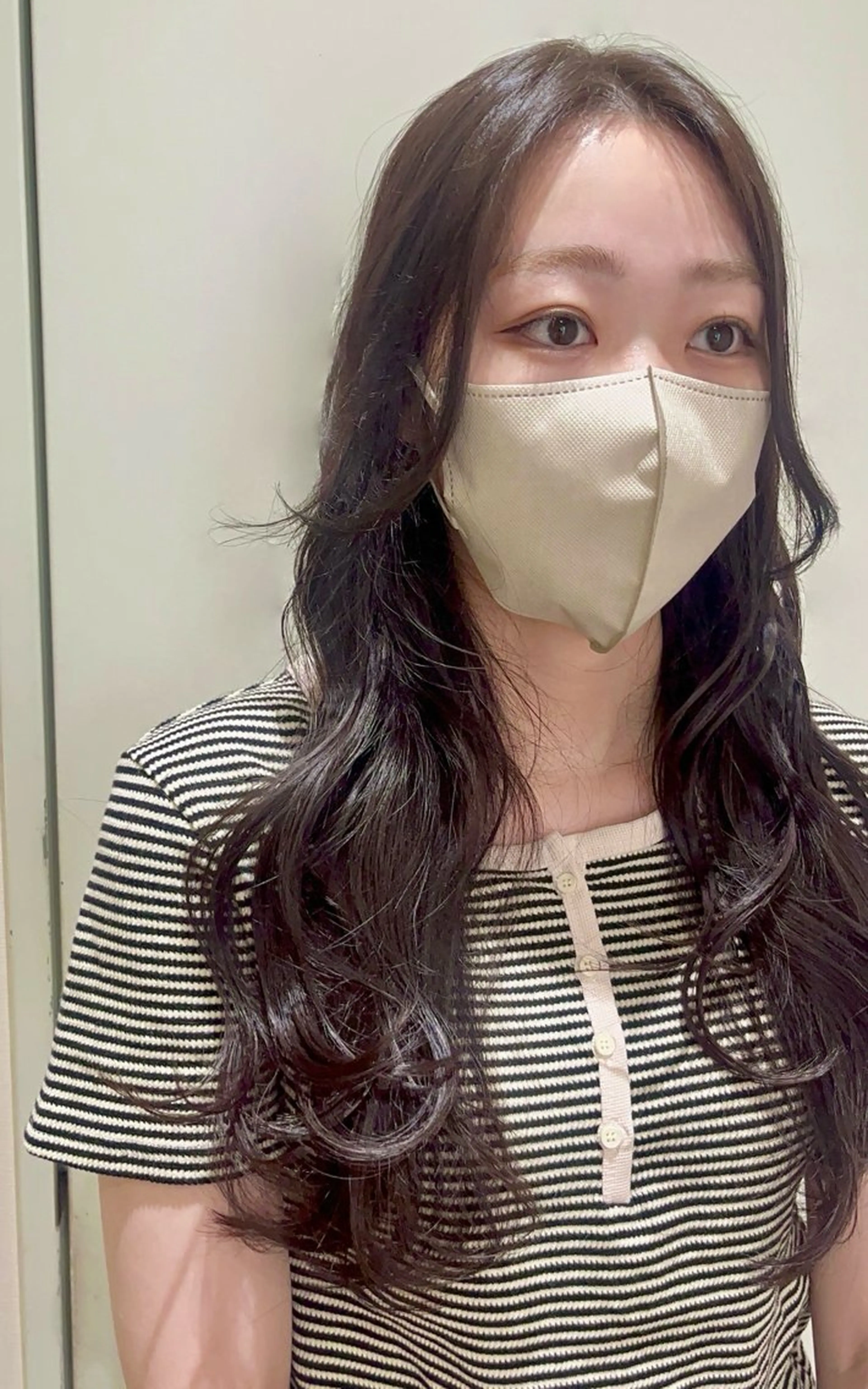 ロング カラー ベージュカラー ブリーチ ブリーチなしカラー オリーブベージュ オリーブカラー ヘアカラー つじしおり／ ショートヘア募集のヘアスタイル