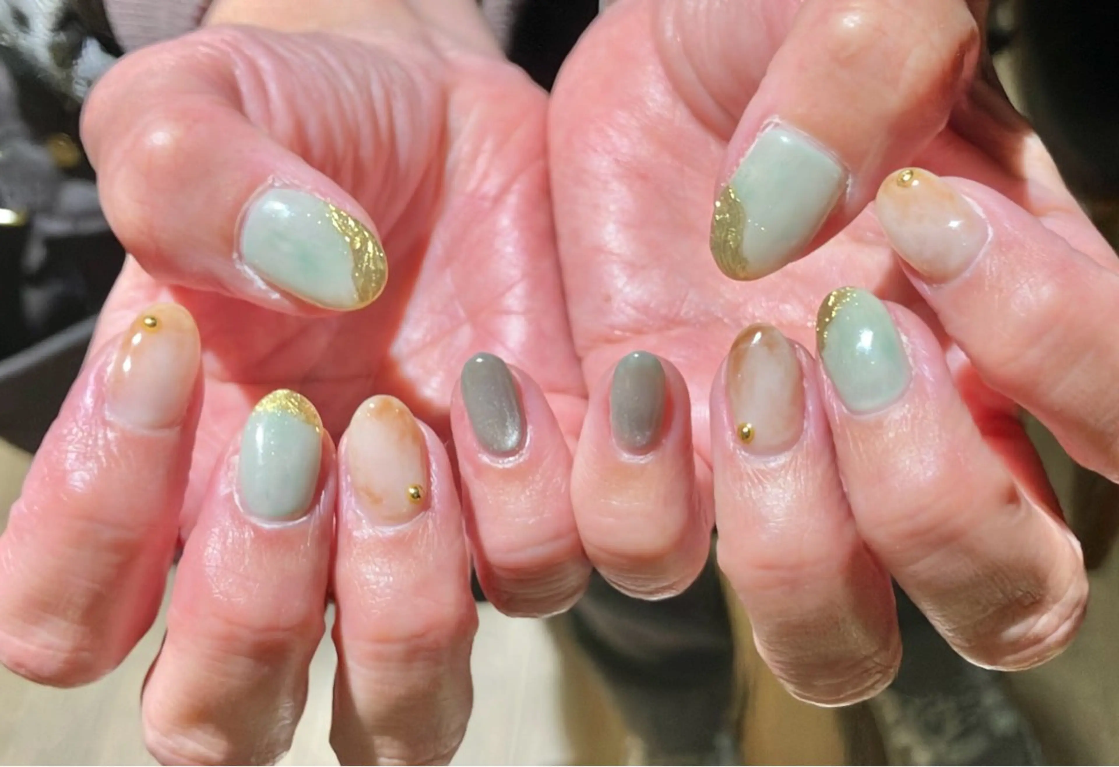 ネイル ハンドネイル OAKたまプラ ANZUのネイルデザイン