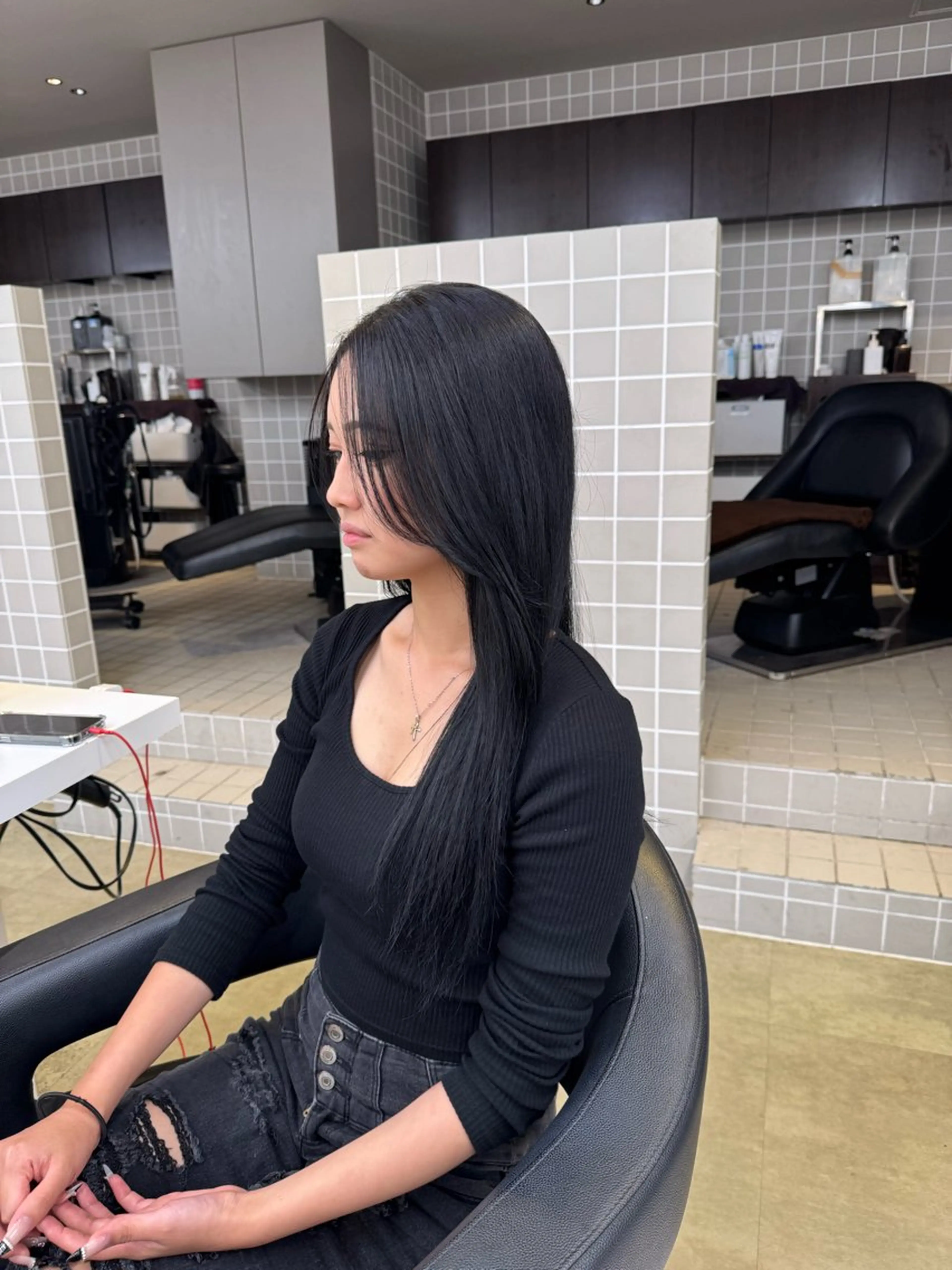 セミロング カラー ヘアアレンジ 黒髪 ヘアカラー トリートメント ヘアセット 韓国トレンドの 達人♡のヘアスタイル