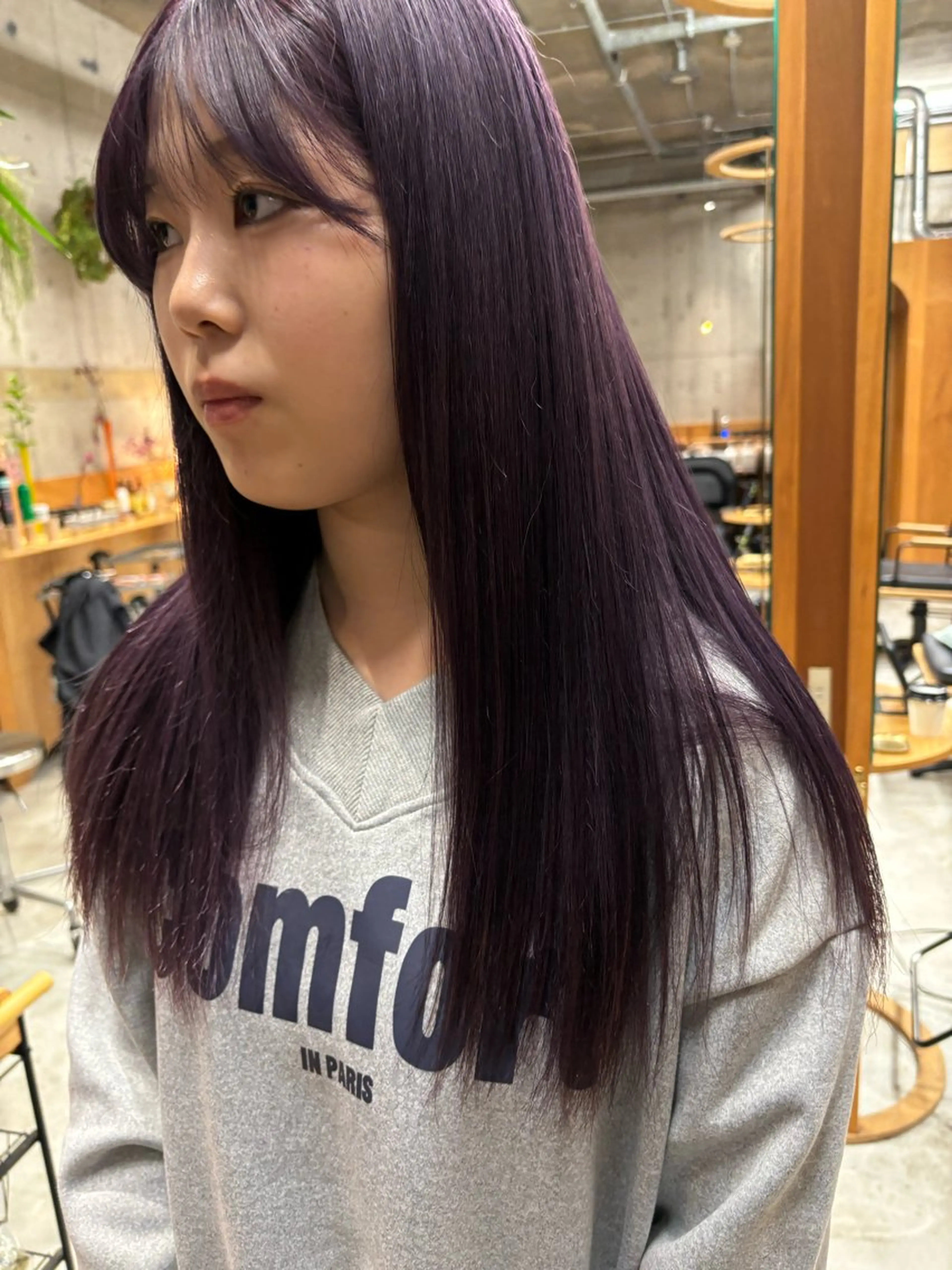 カラー wewe: momoeのヘアスタイル