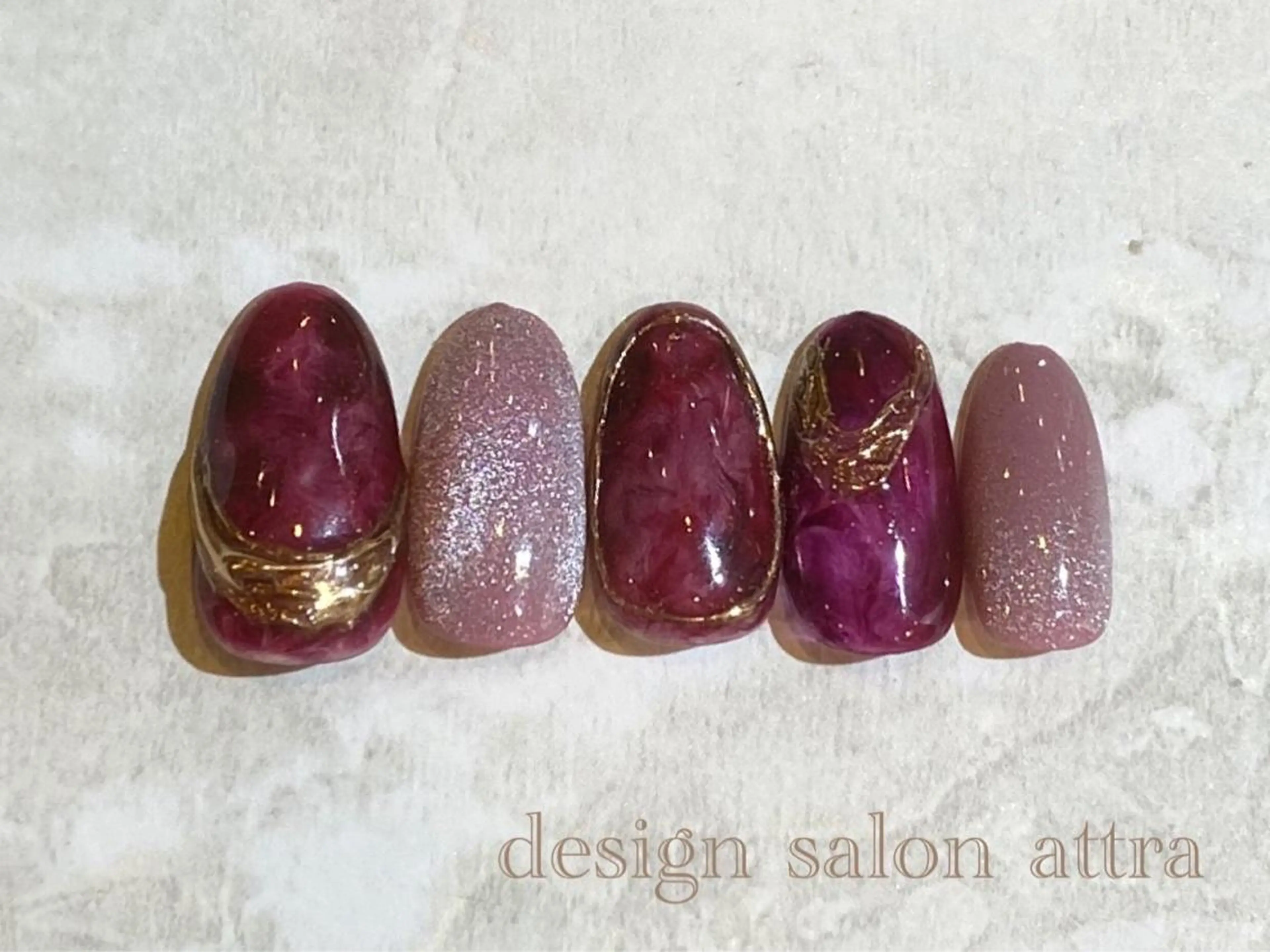 ネイル デザインサロン attra 本八幡店のネイルデザイン