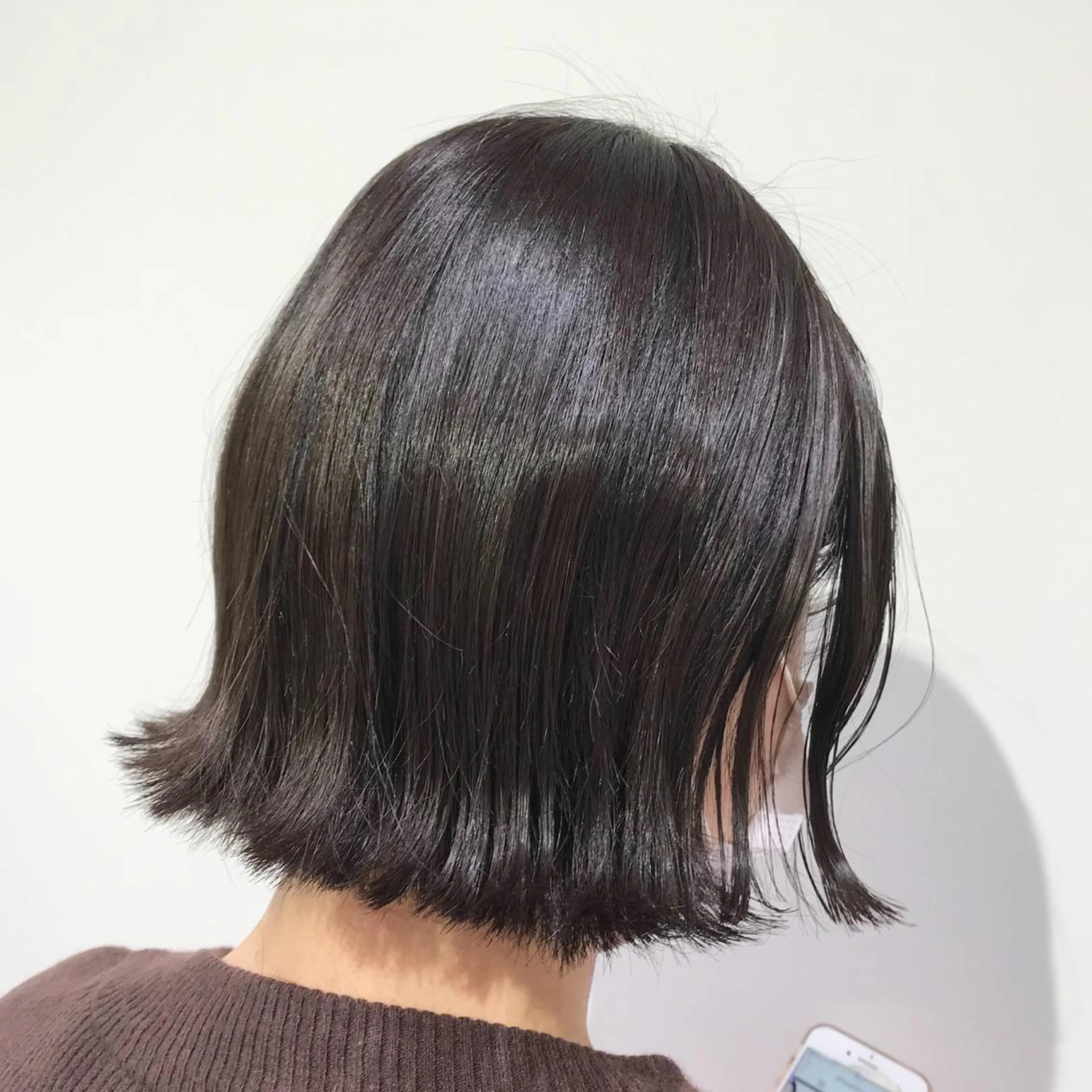 ミディアム カラー 切りっぱなしボブ 透明感カラー グレージュ ボブ 外ハネヘア カット ヘアカラー トリートメント 暖色カラー🌹 中山由梨のヘアスタイル