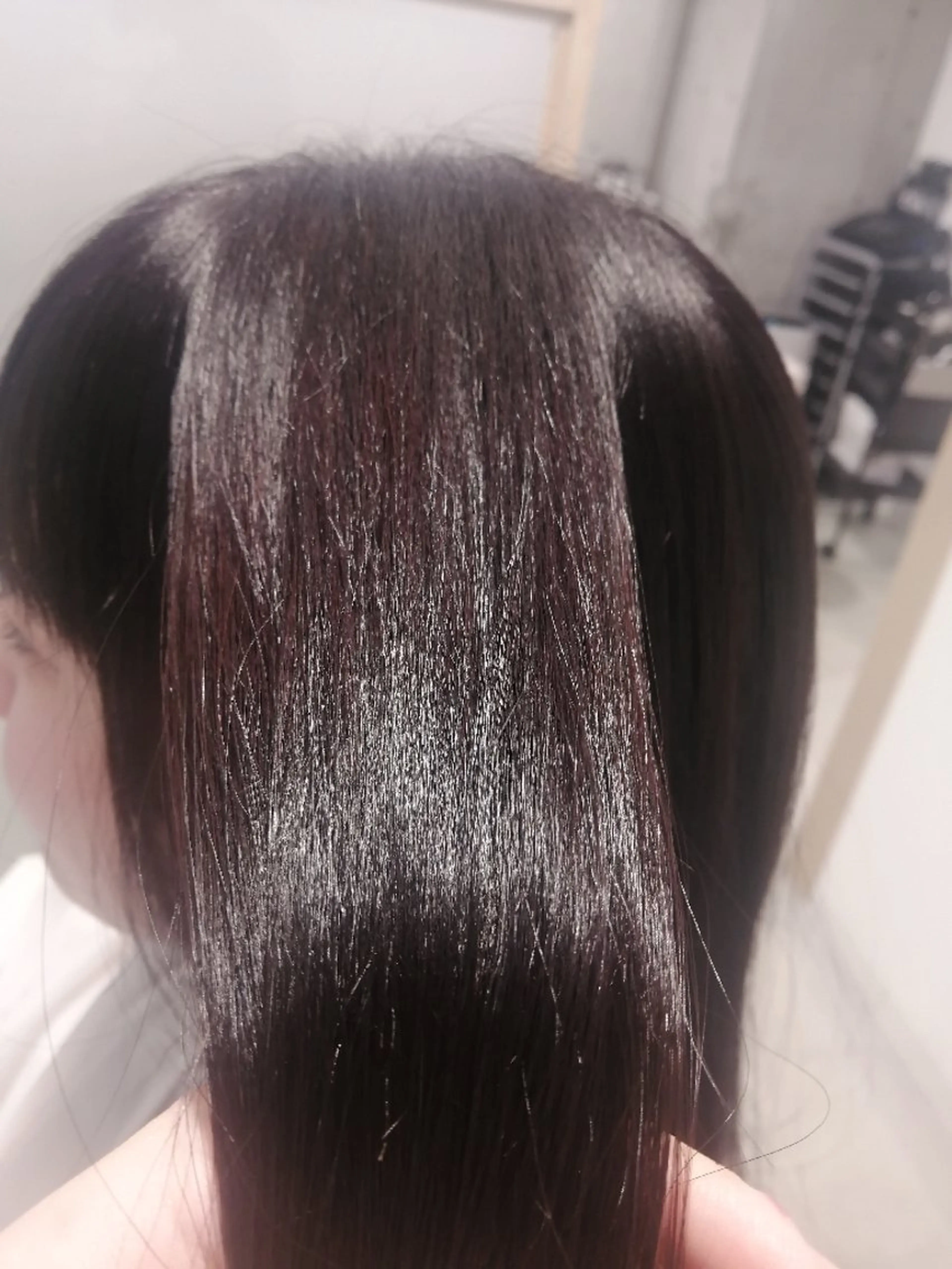 ロング ピンクブラウン カット ヘアカラー 藤原 仁美のヘアスタイル