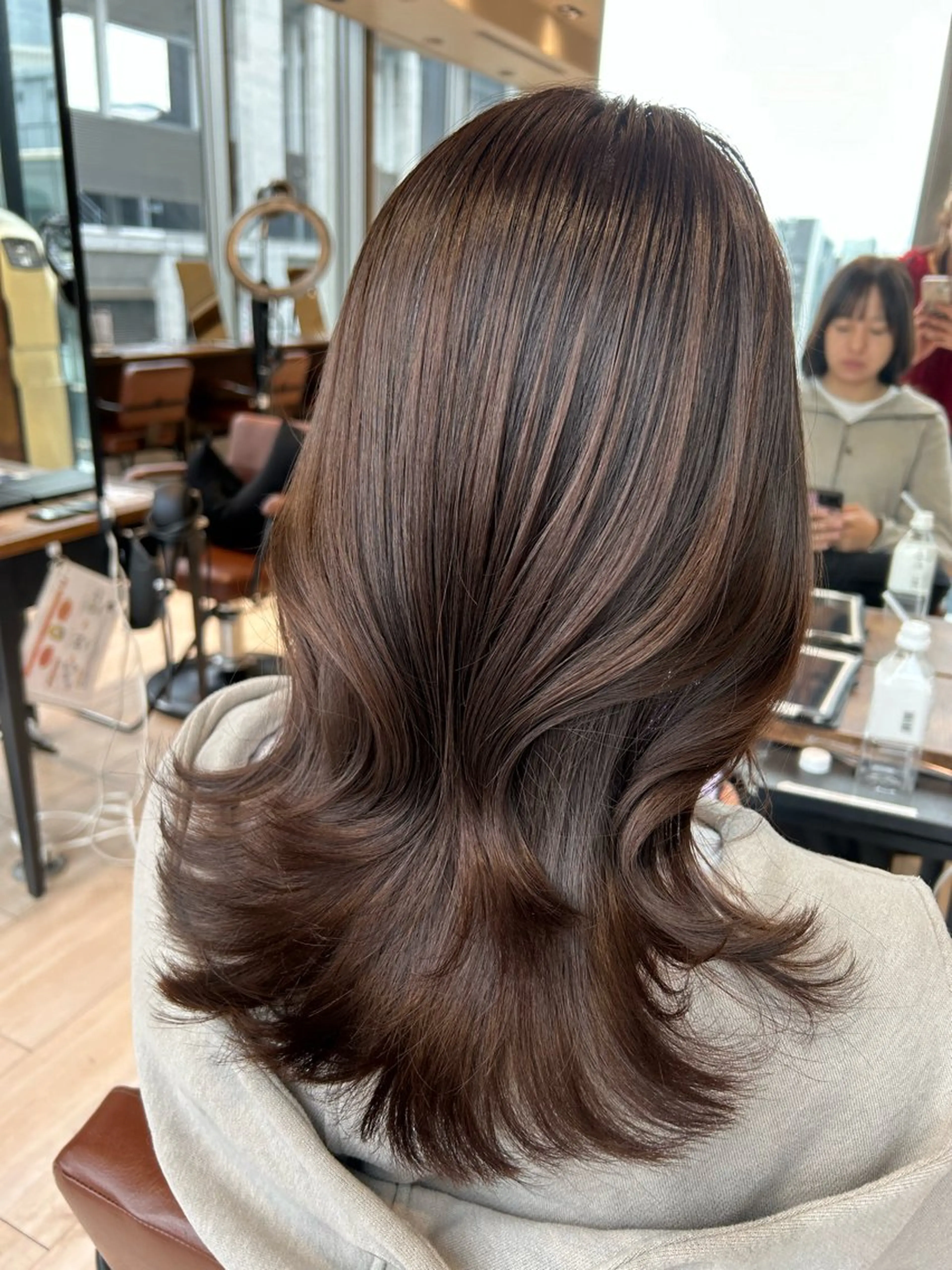 ロング くびれヘア くびれレイヤー レイヤーカット 🎀大竹美侑／顔まわ りカット／レイヤーのヘアスタイル