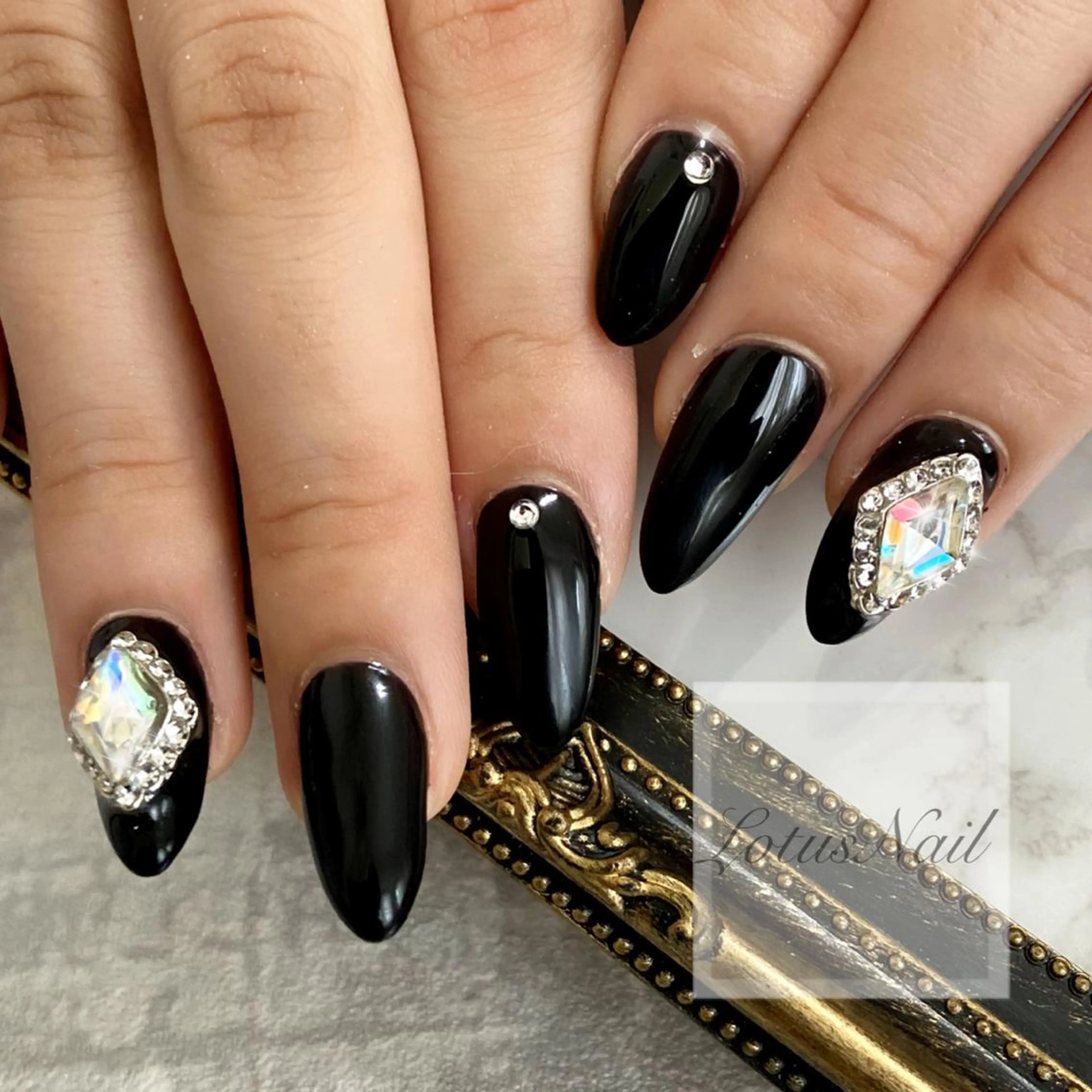 ネイル ワンカラーネイル Lotus Nailのネイルデザイン