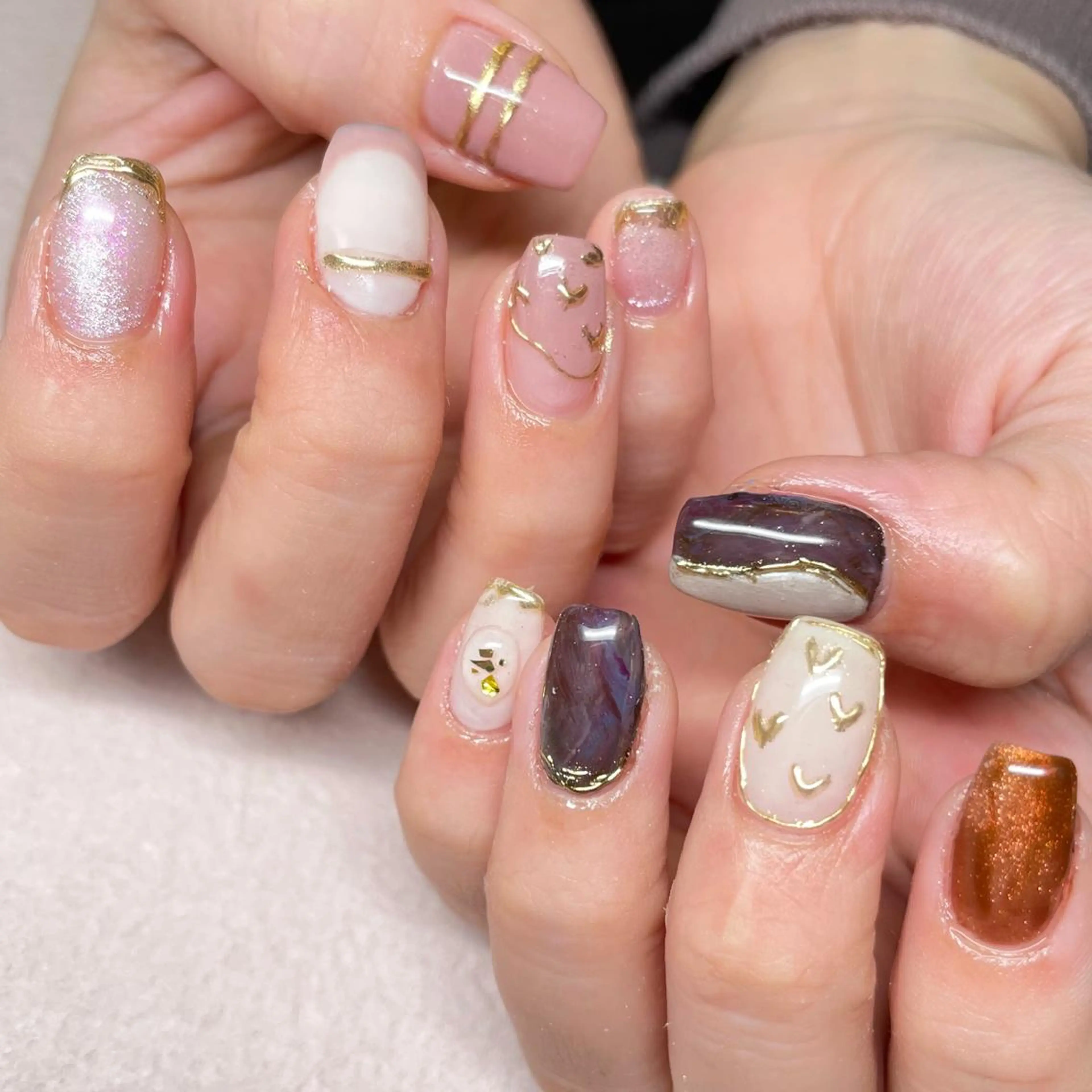 ネイル 【カメレオン】 上村 祥子のヘアスタイル