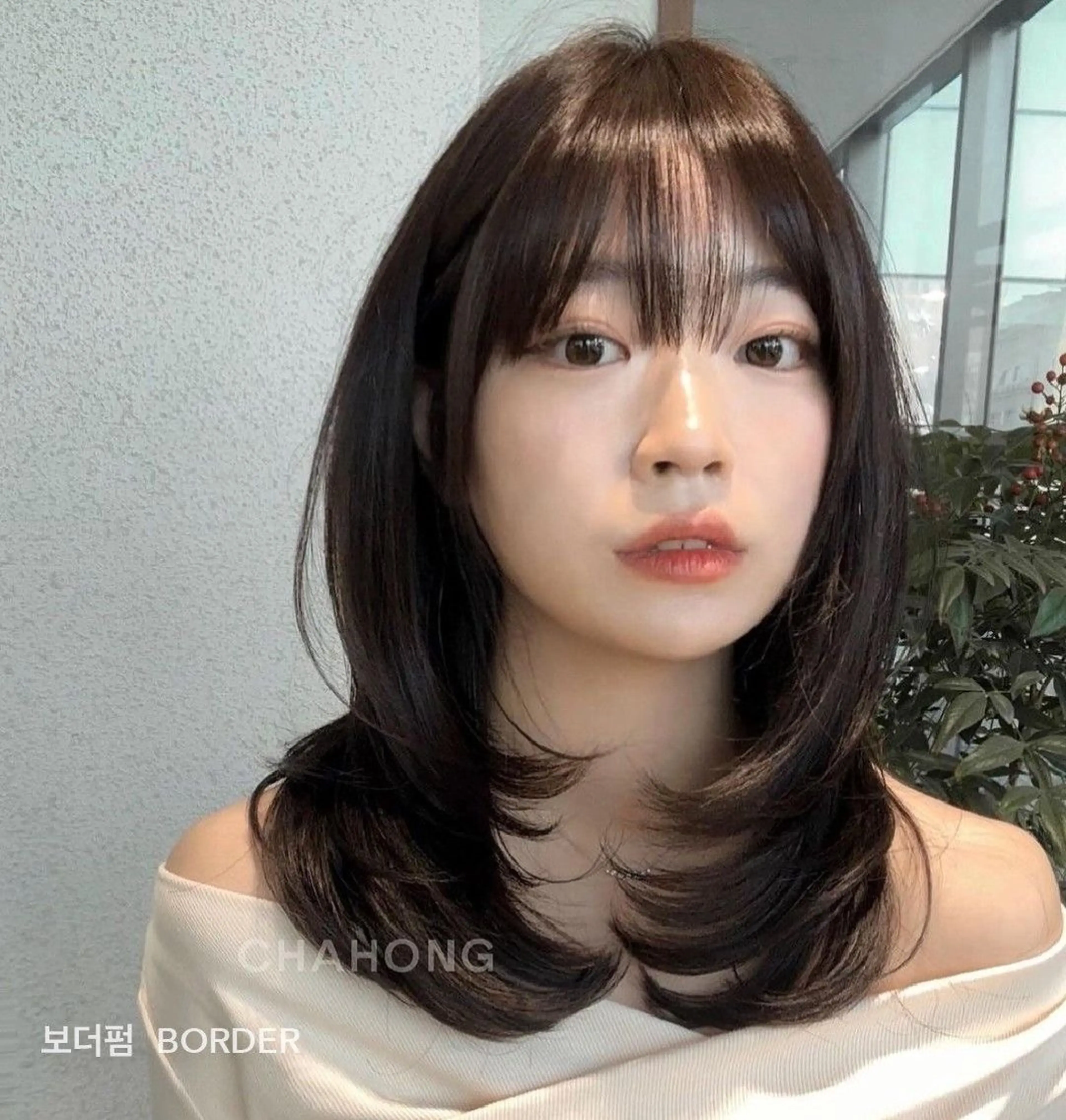 セミロング カラー ショートカット無料 丸みショートのヘアスタイル