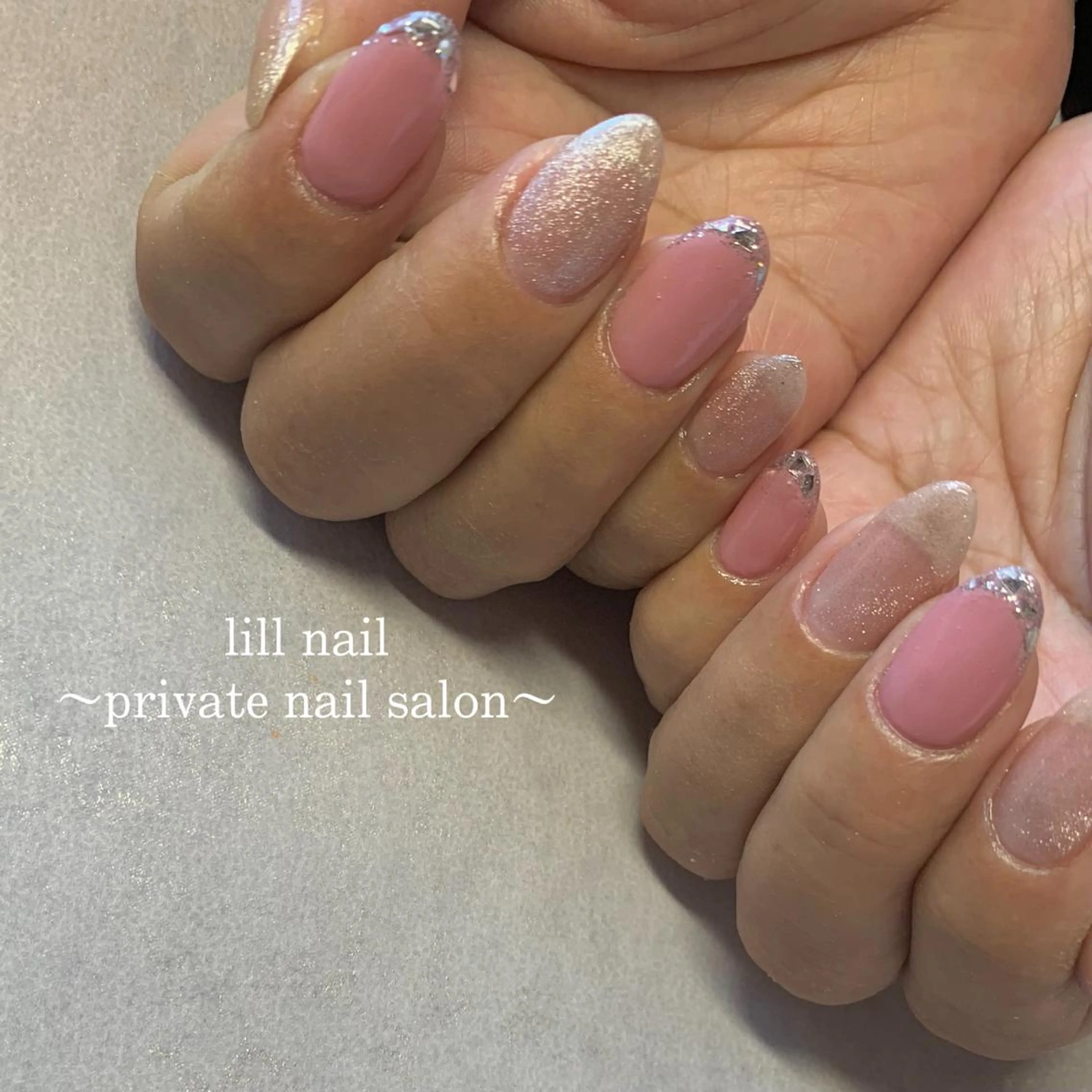 ミディアム pllia beautyのネイルデザイン