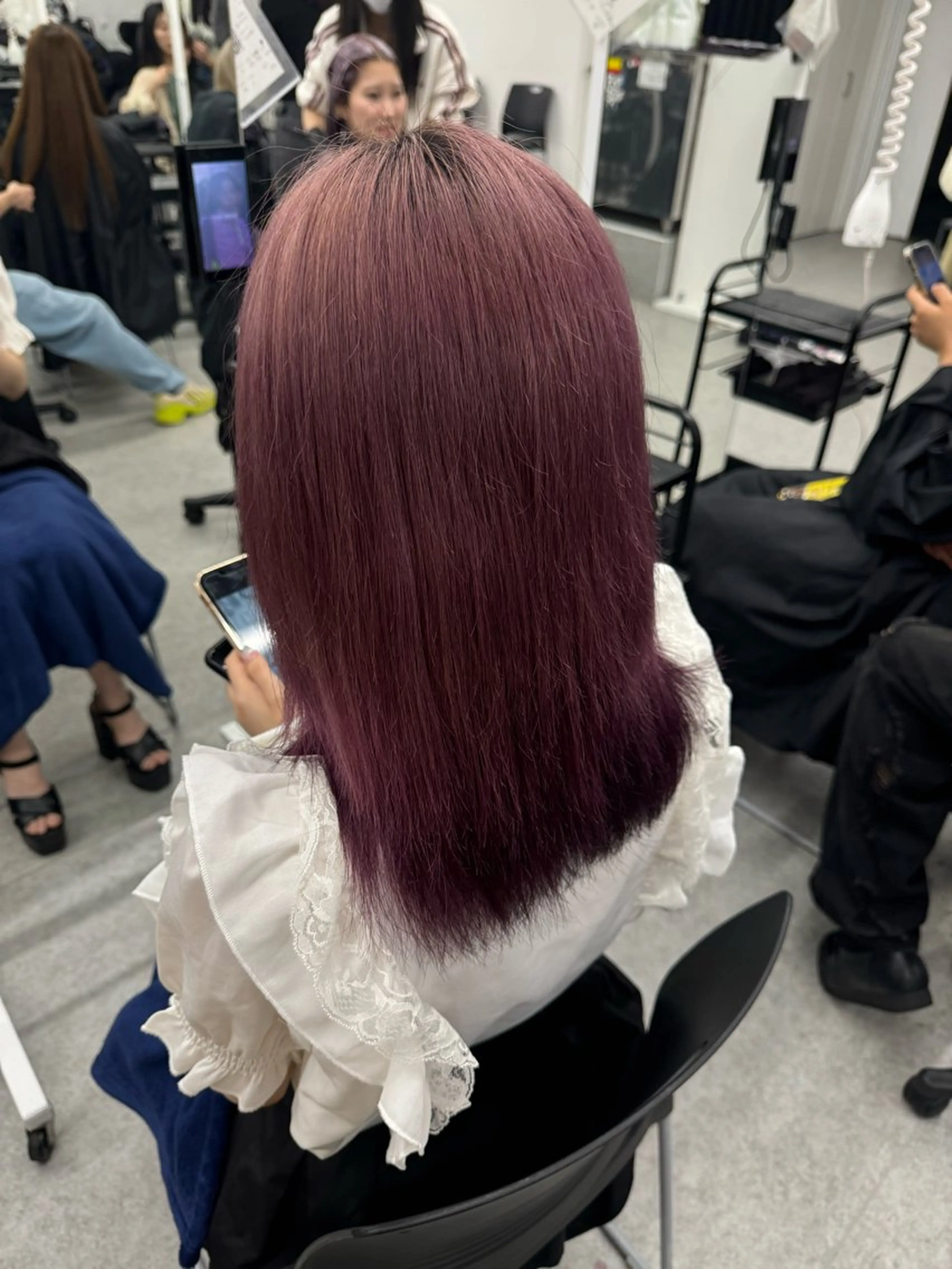 セミロング カラー ヘアアレンジ ヘアカラー トリートメント ヘッドスパ ヘアセット 🥀レイヤー×ハイト ーントレンドヘア🥀のヘアスタイル