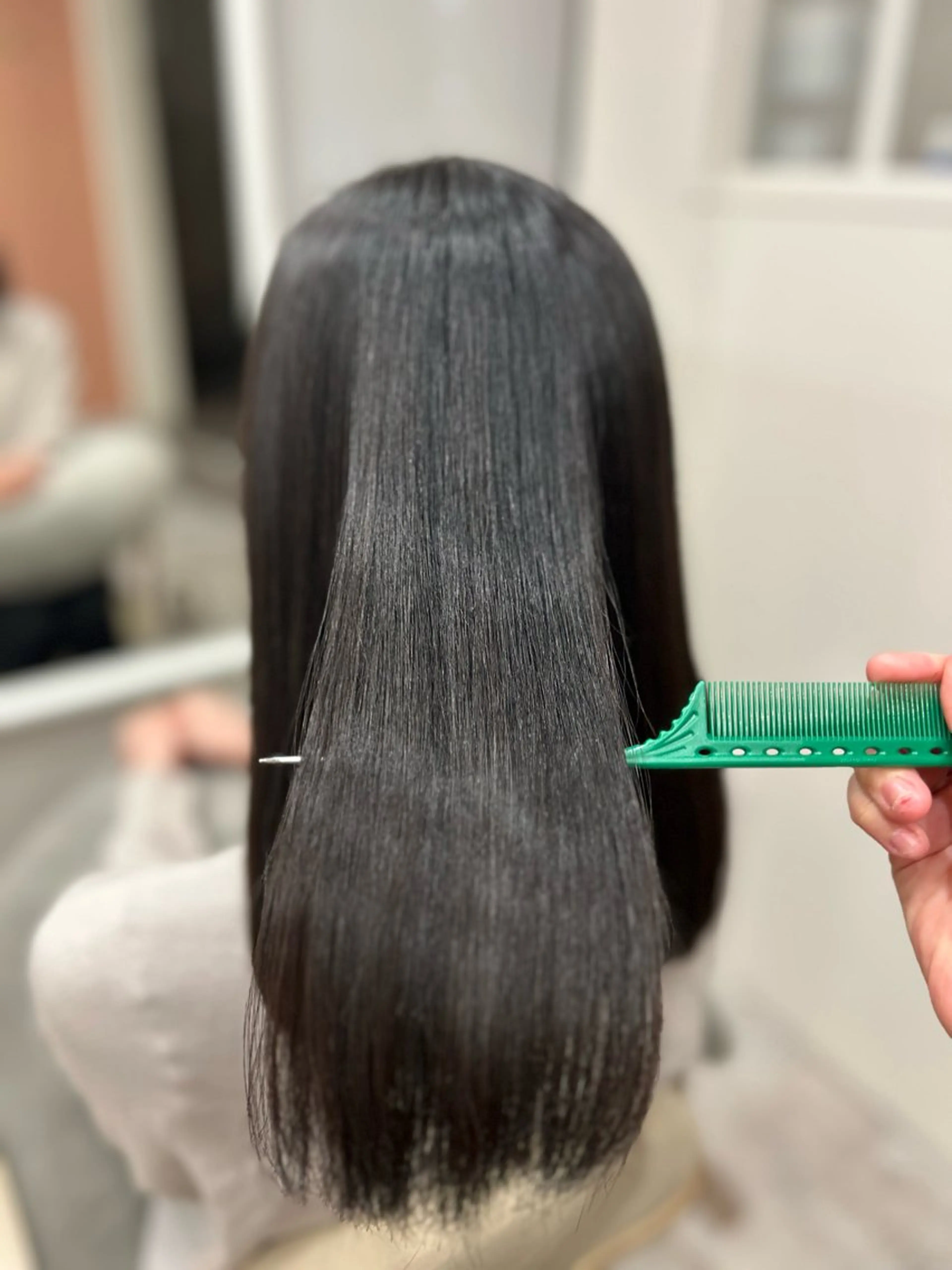 セミロング 縮毛矯正 ULUA吉祥寺店所属・ULUA ひまりのヘアスタイル