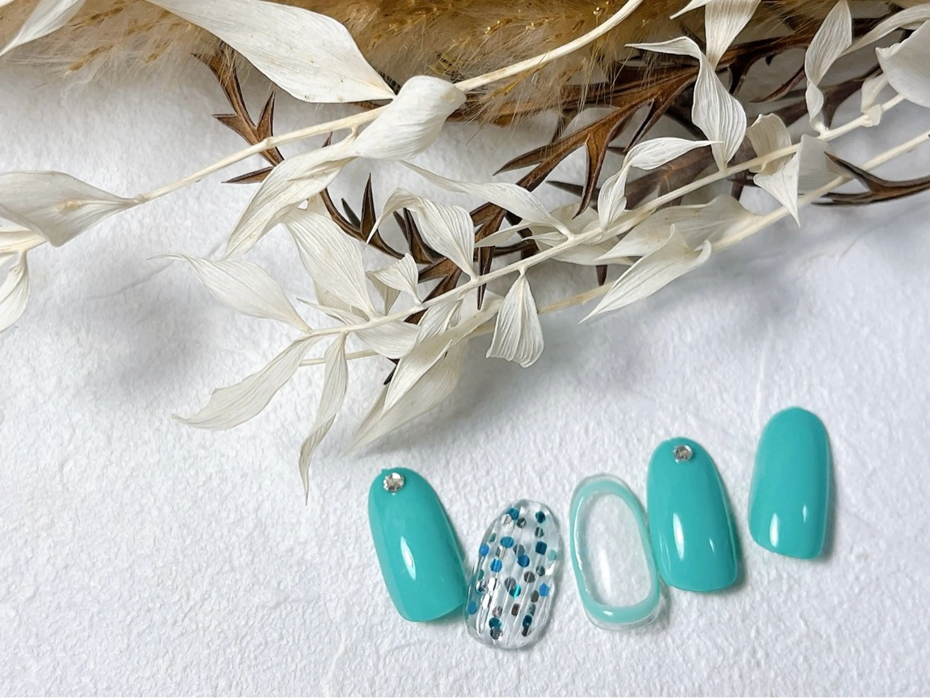 ネイル オーロラネイル フットネイル フレンチネイル ジェルネイル マグネットネイル kiki nail たまプラーザのネイルデザイン