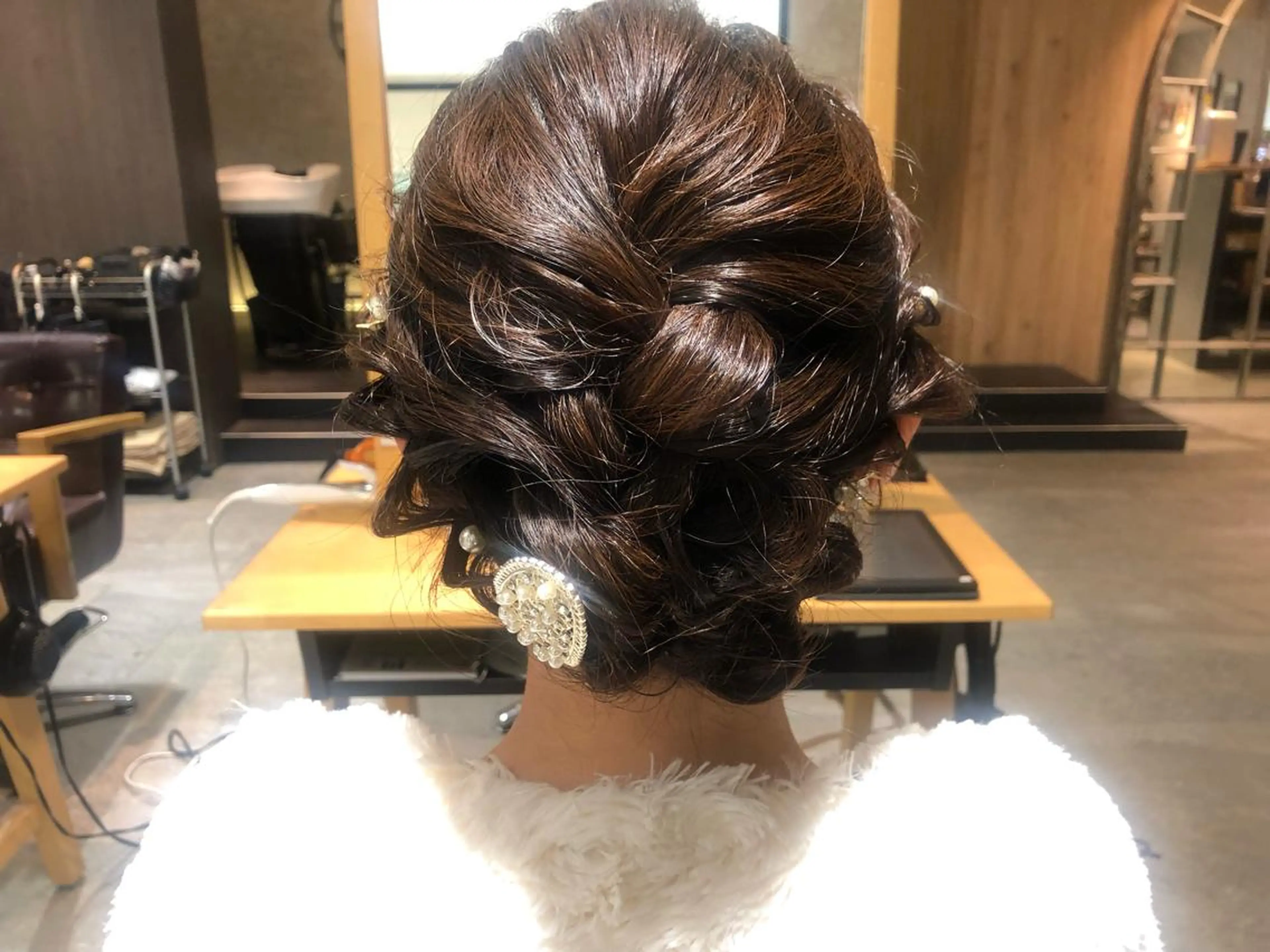ミディアム attrait アトレ　梅田店所属・阿部 玲奈のヘアスタイル