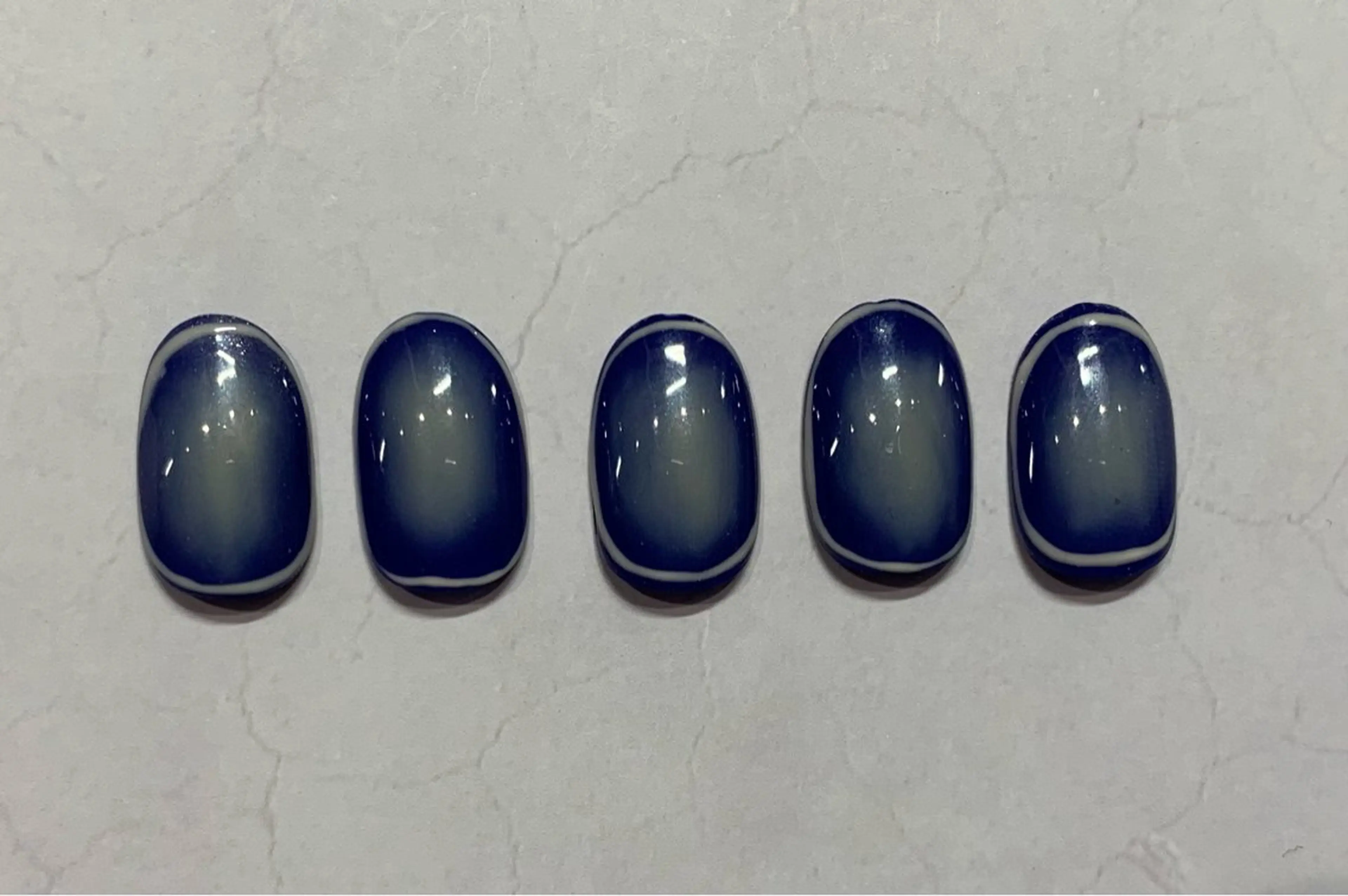 ネイル シンプルネイル BeColorful新宿所属・co nai_lのネイルデザイン